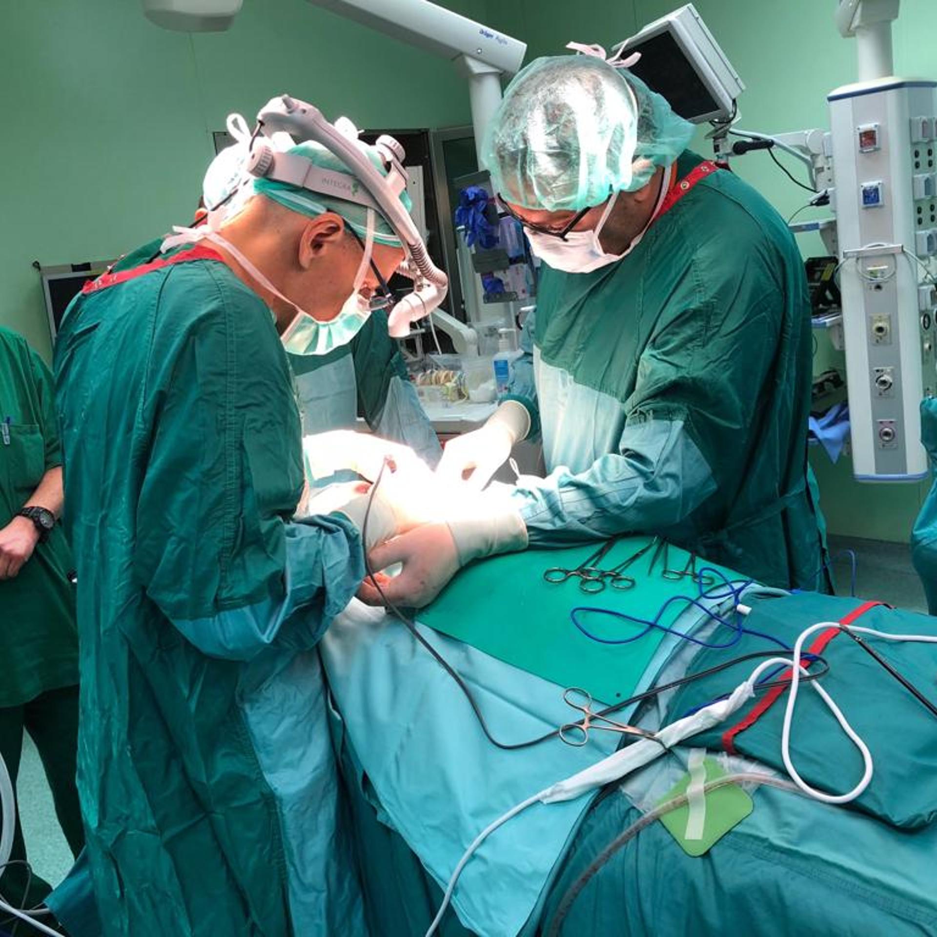 Adam's apple reduction surgery