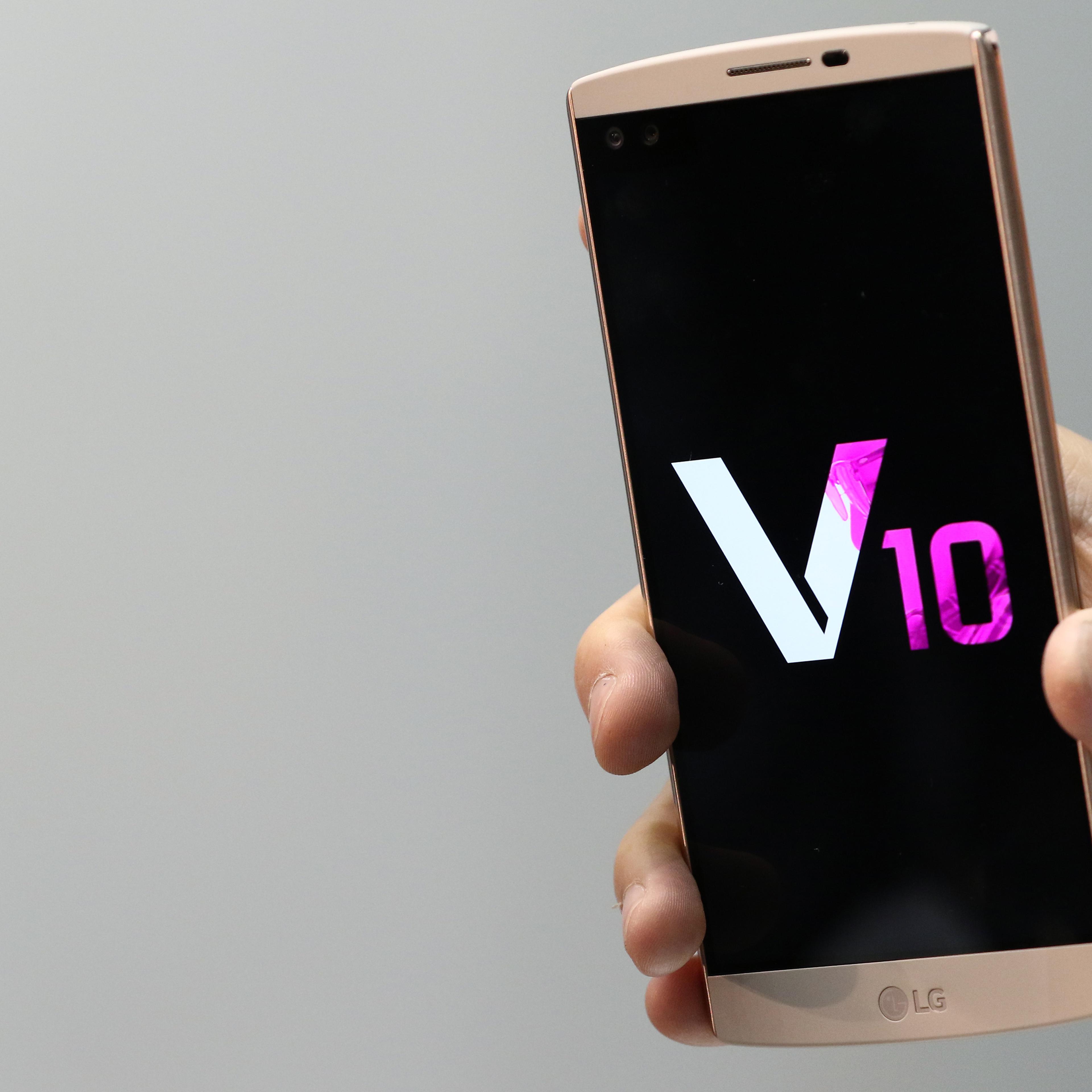 LG Electronics Inc. Chief Executive Officer For Mobile Communications Cho Jun Ho Presents New Smartphone