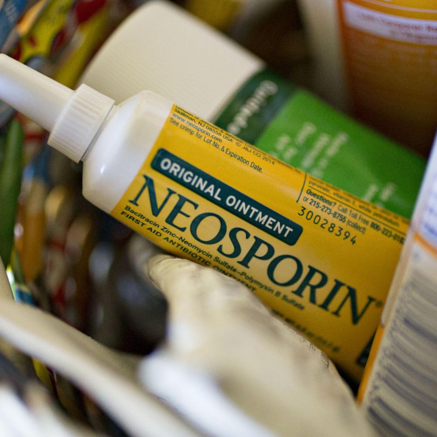 Neosporin ointment