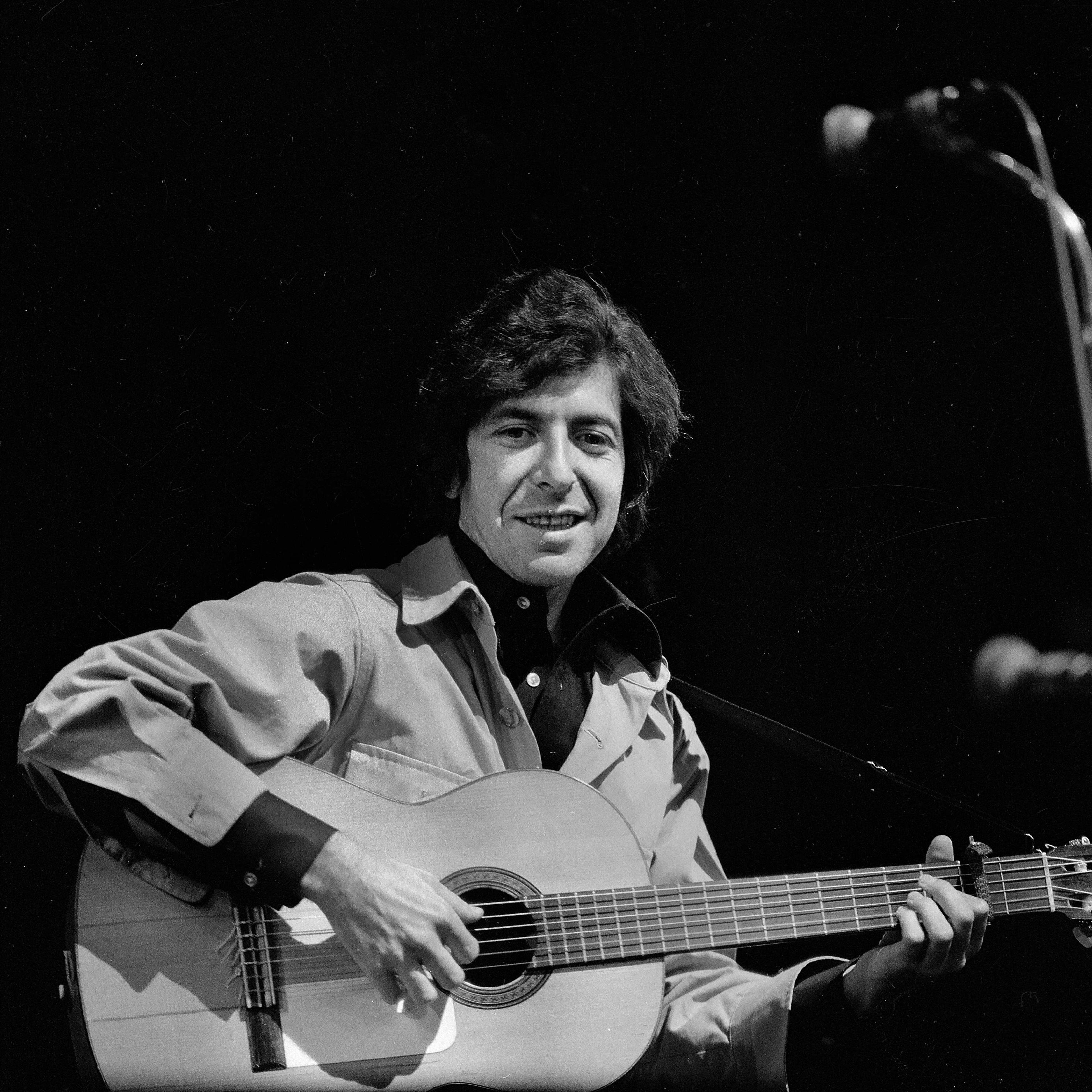 Leonard Cohen, Canadian singer and writer of Engli