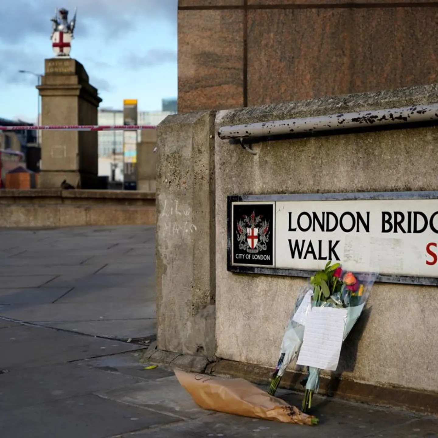 london stabbing tusk