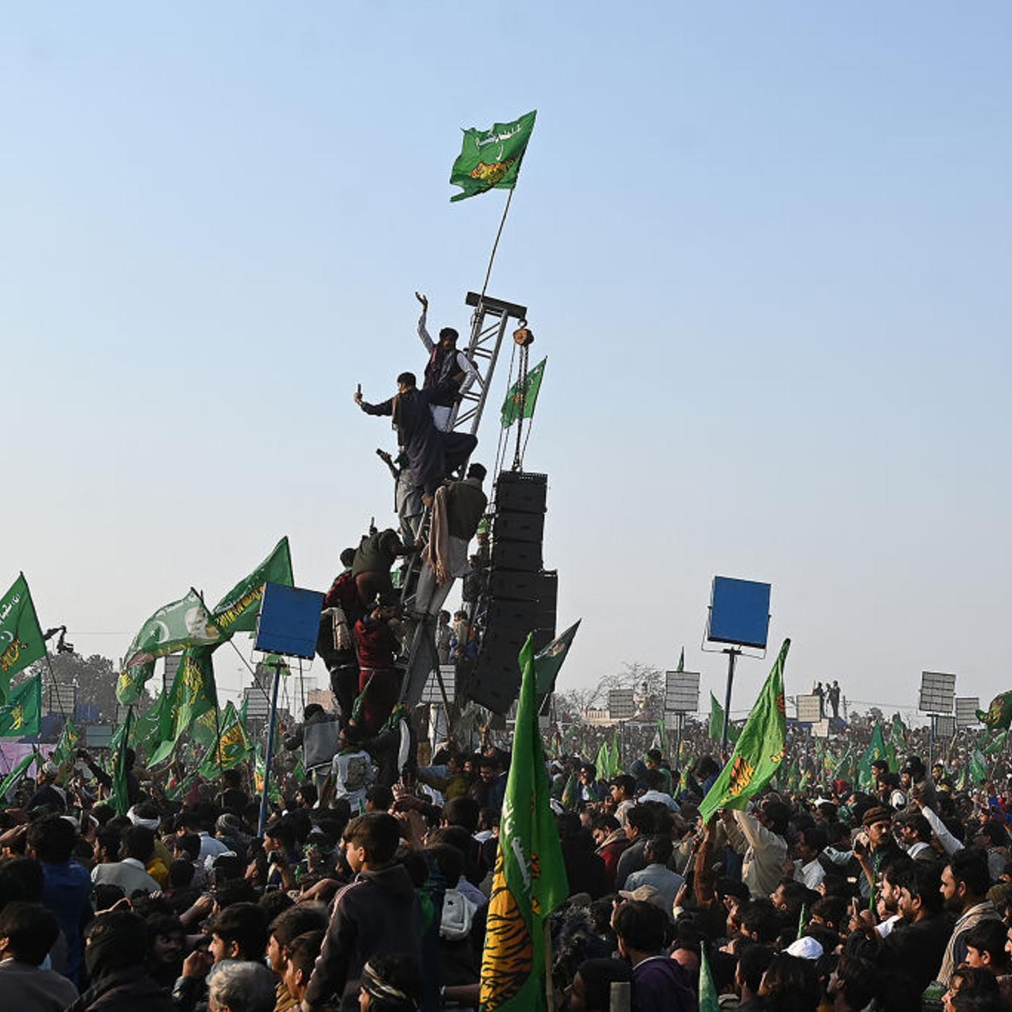 TOPSHOT-PAKISTAN-POLITICS-VOTE