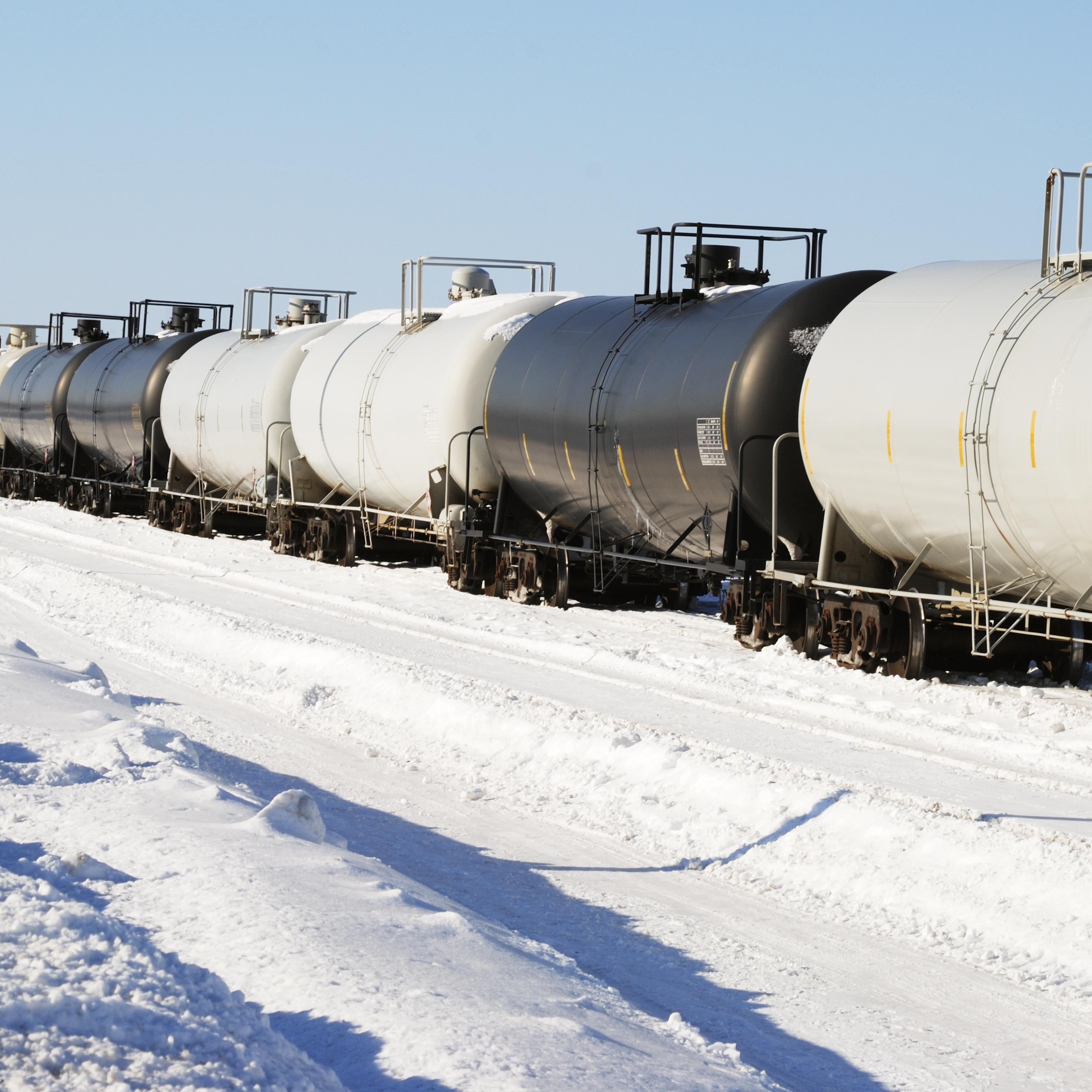 oil-tanker-train