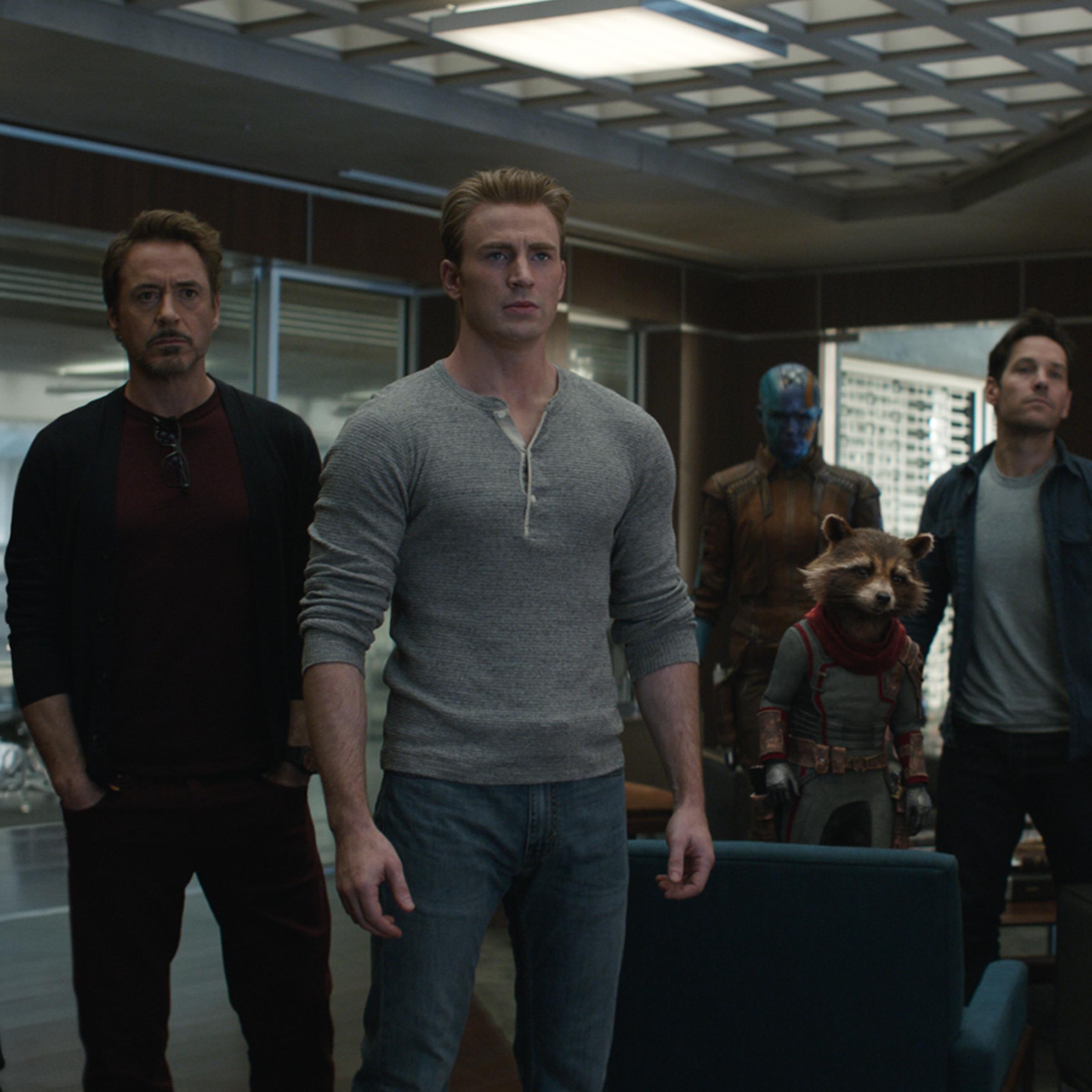 avengers-endgame-group-shot