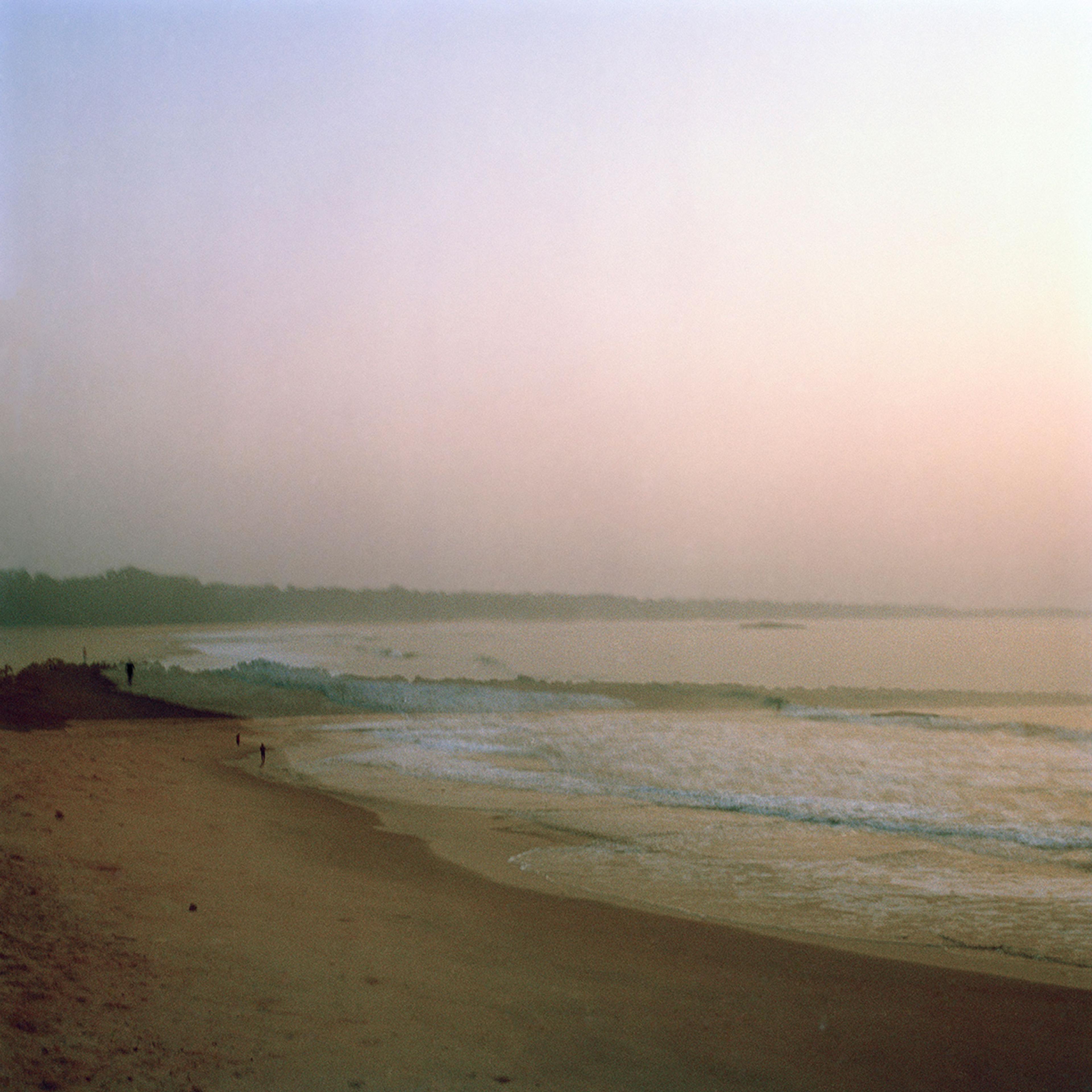 03-Mimi-Cherono-Ng-ok-Untitled-2015-sunset-beach