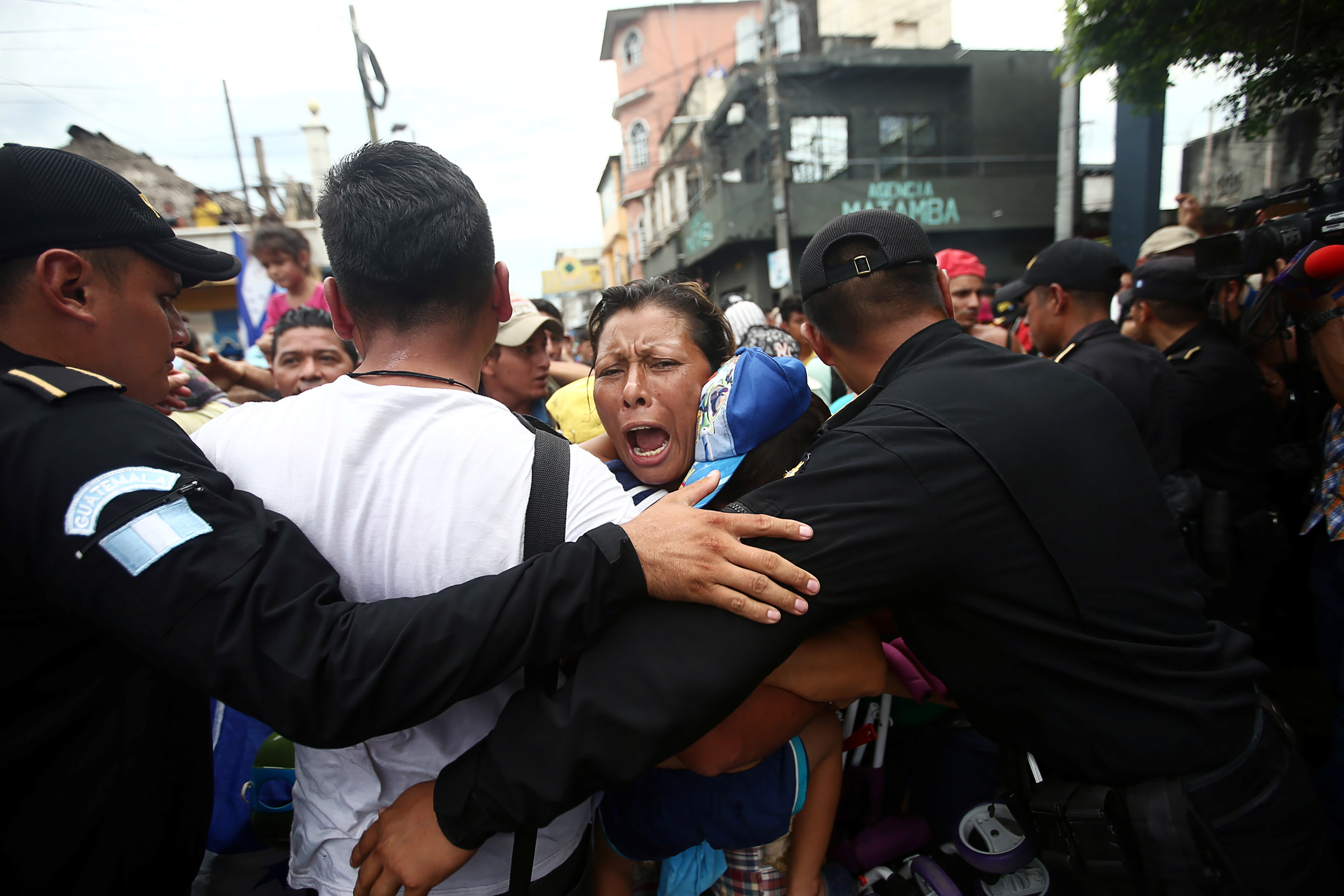 migrant-caravan-honduras-guatemala-mexico