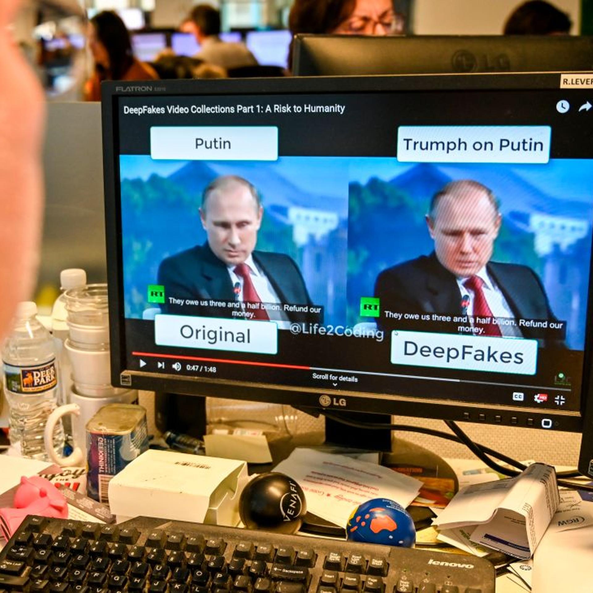 US-IT-MEDIA-POLITICS