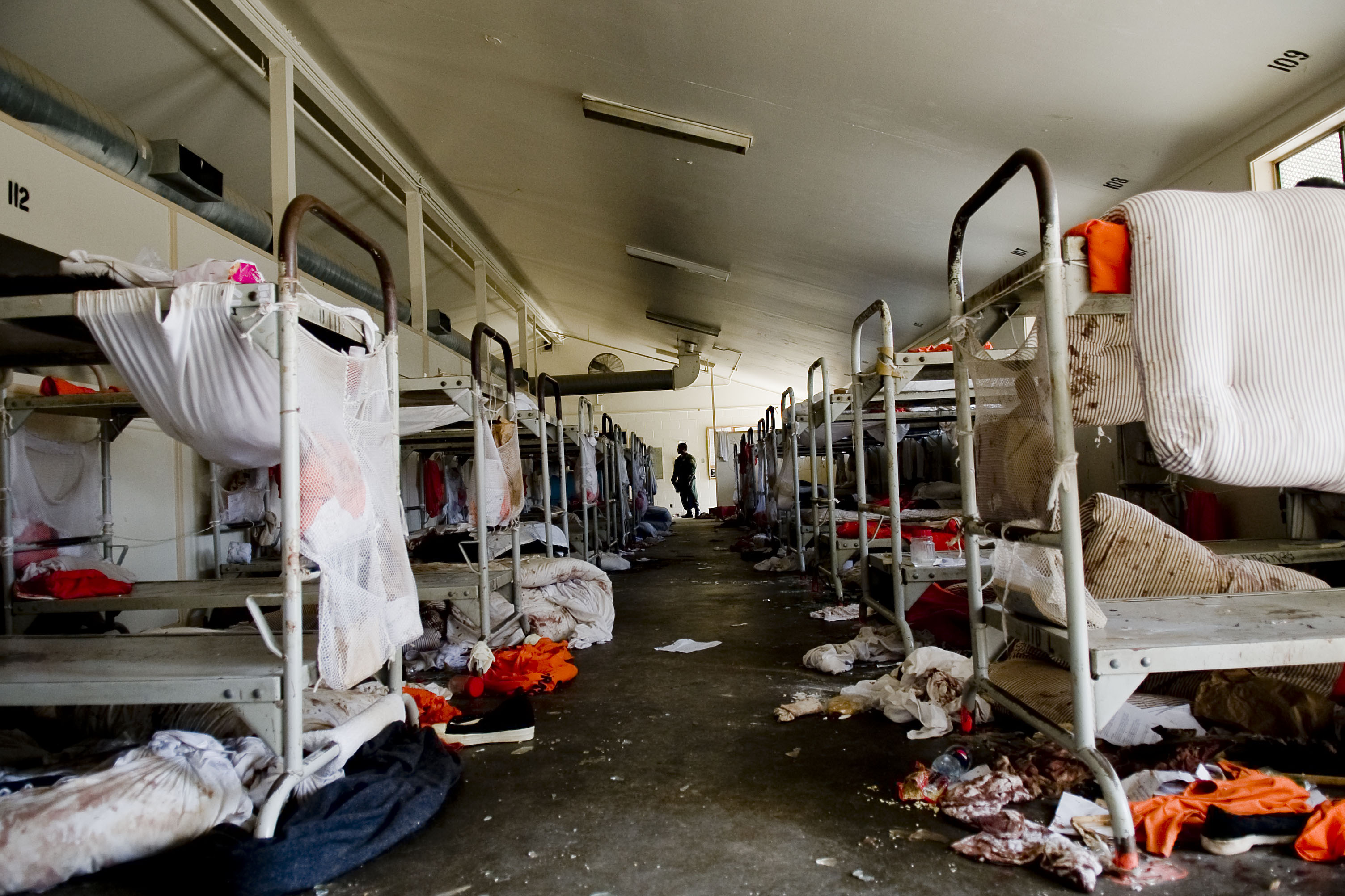 Governor Schwarzenegger Tours Prison Where Riot Took Place