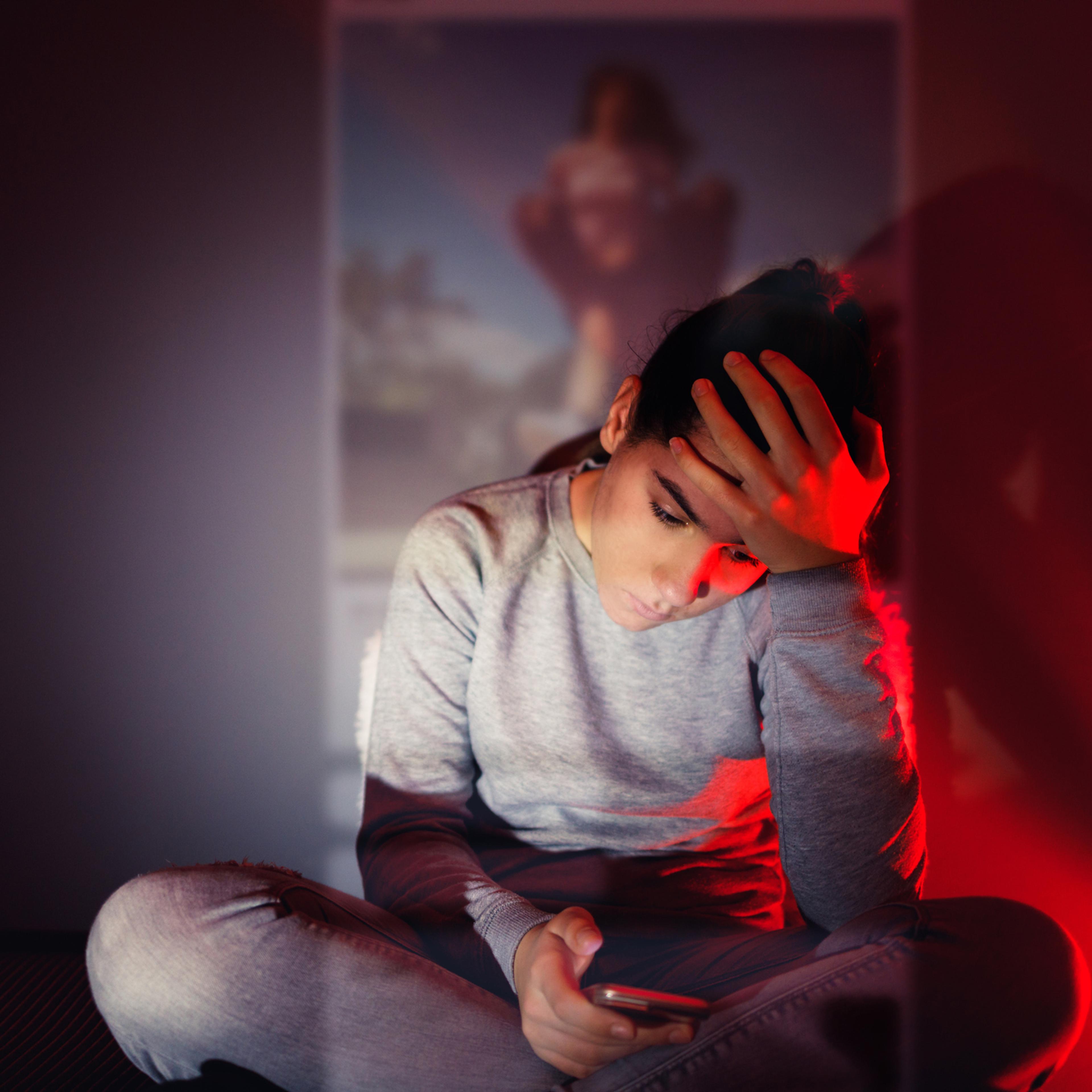 Social-Media-News-Overuse