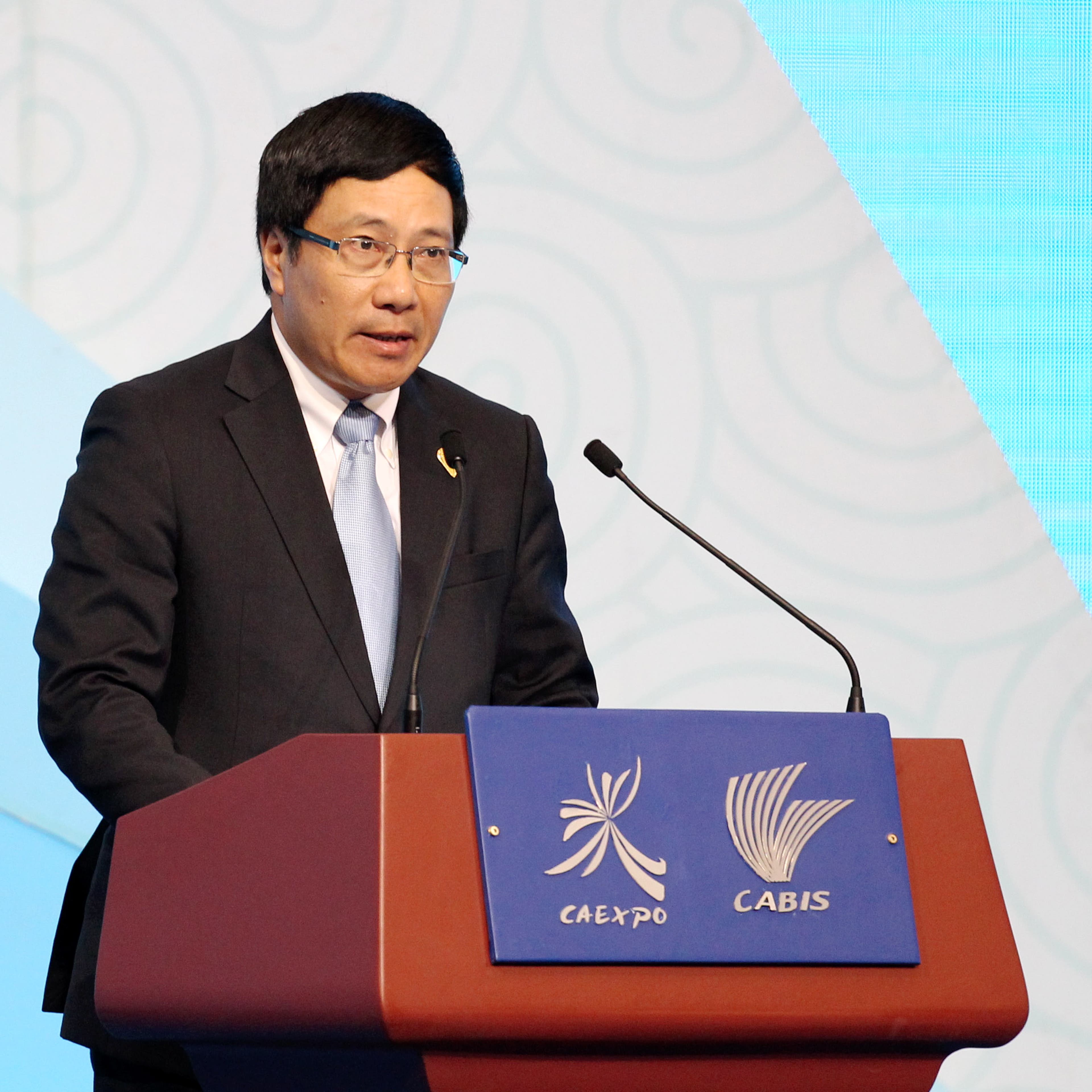 China suggests six steps to boost ASEAN ties
