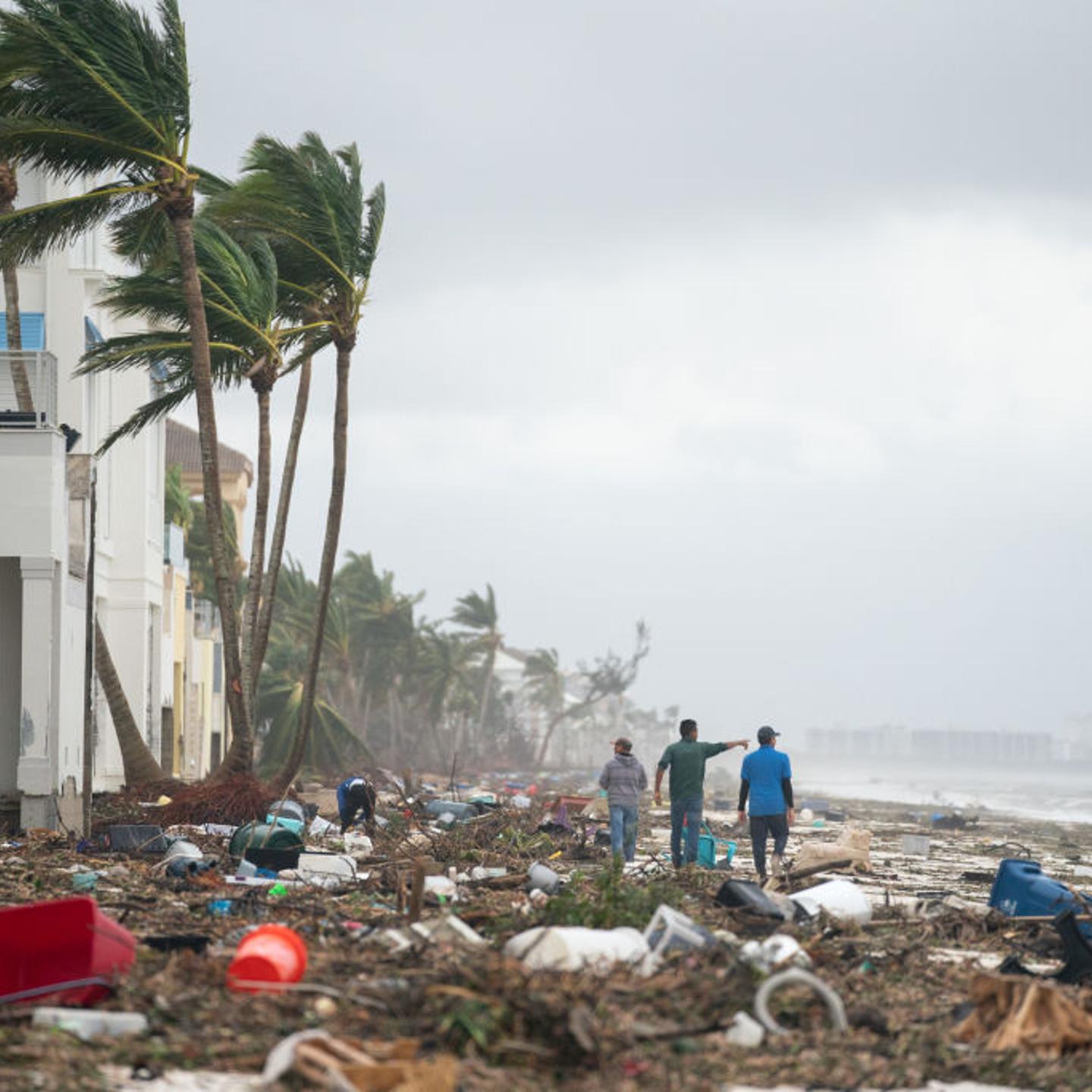 Hurricane Ian Slams Into West Coast Of Florida