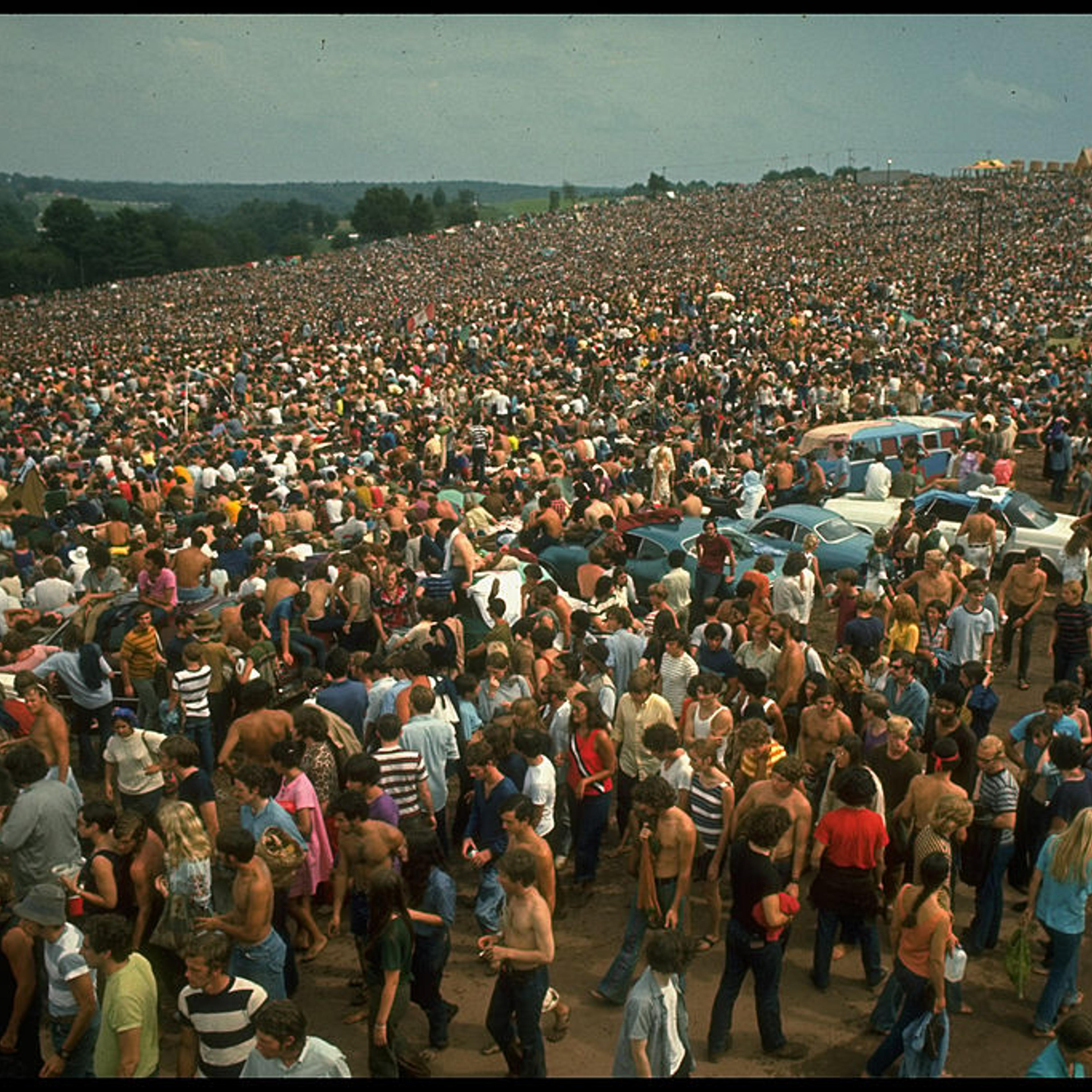 Overall of the huge crowd, looking towards large y