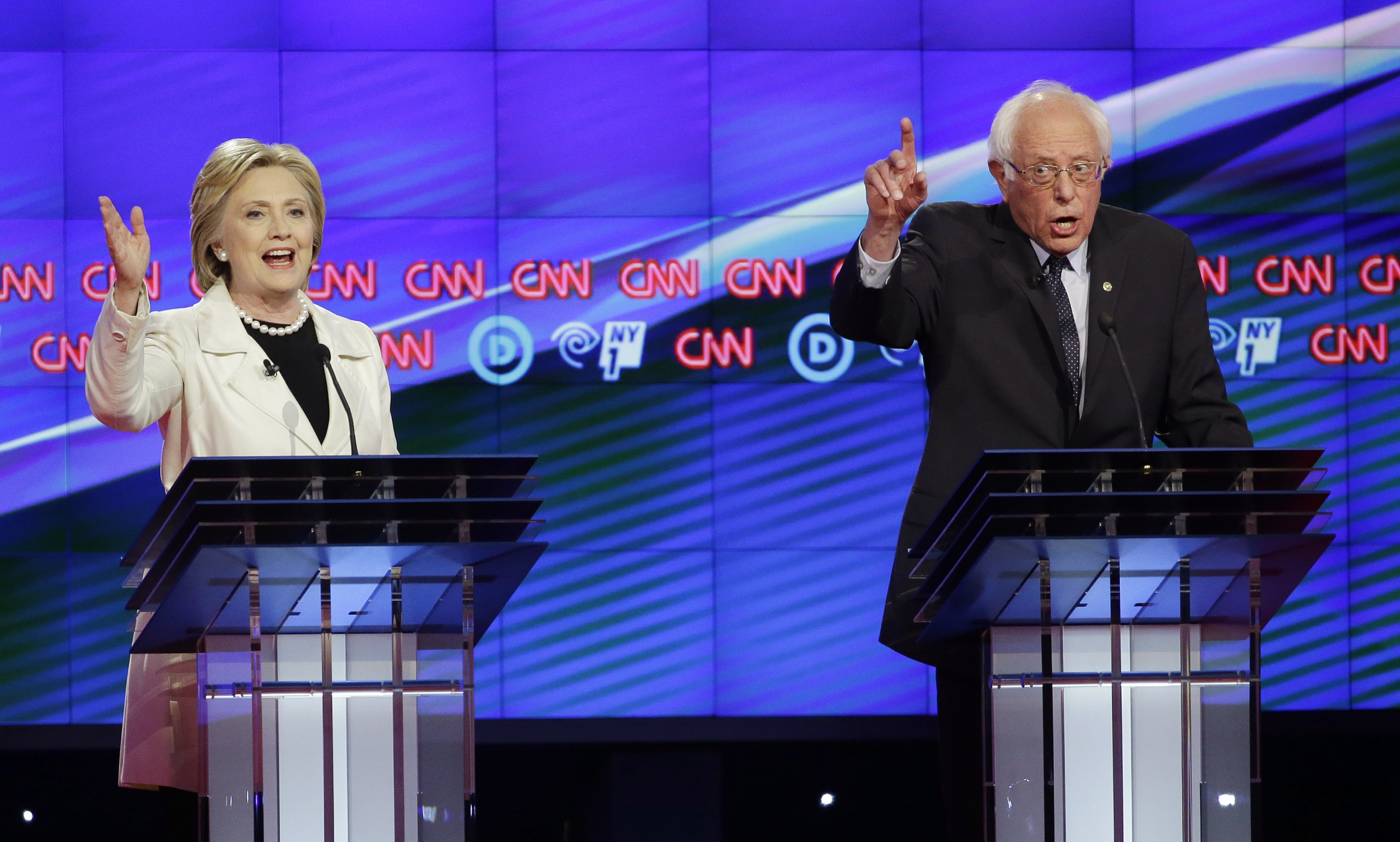 Hillary Clinton, Bernie Sanders timepol