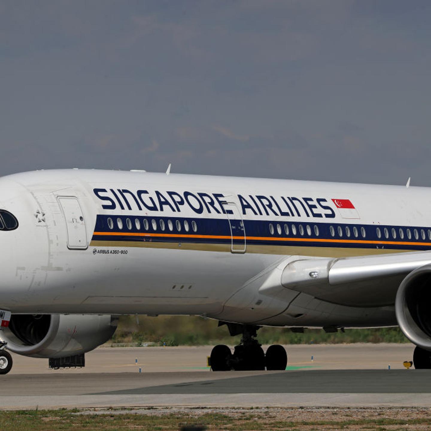 Singapore Airlines Airbus A350 on the runway