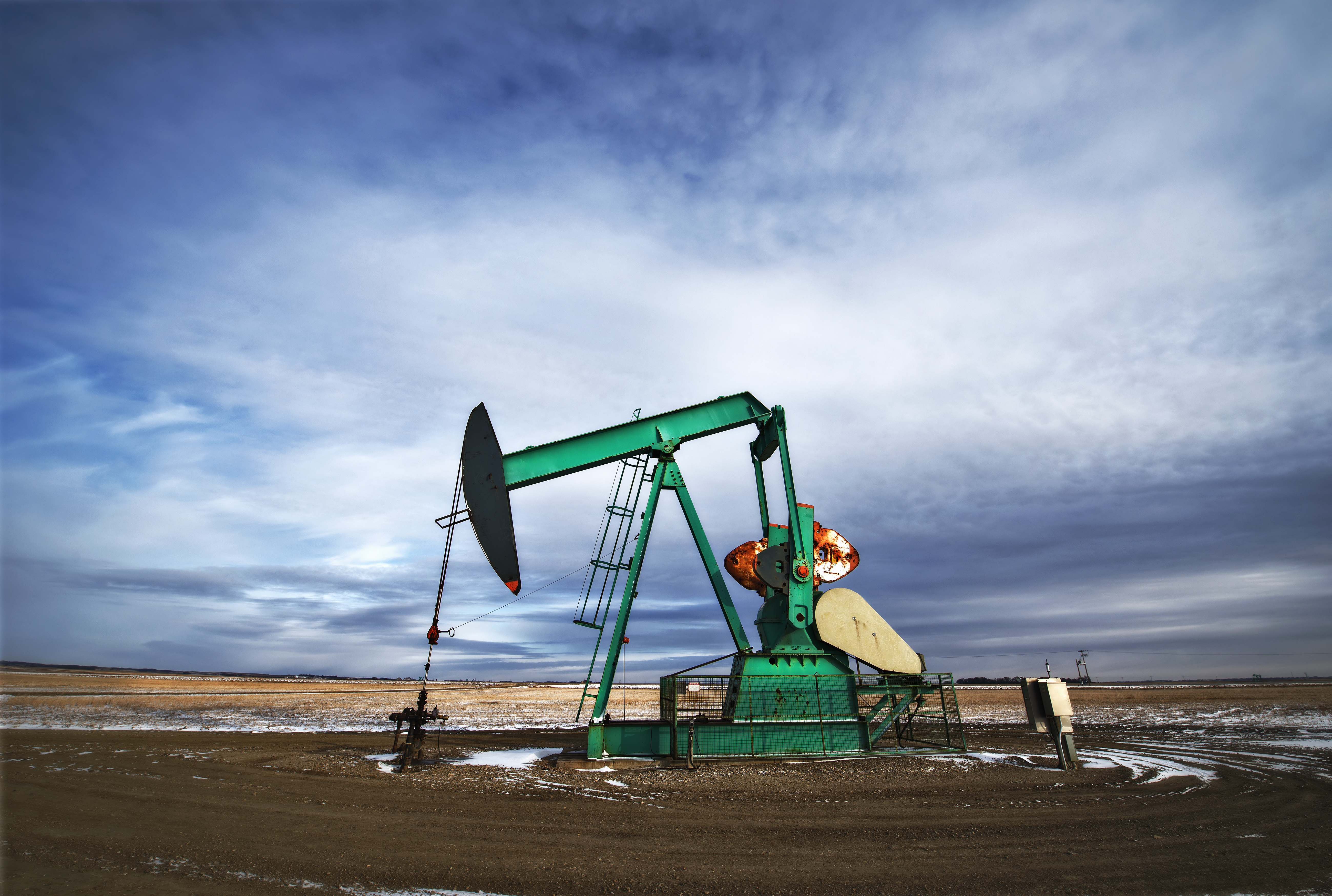 oil-pump-jack-saskatchewan-canada