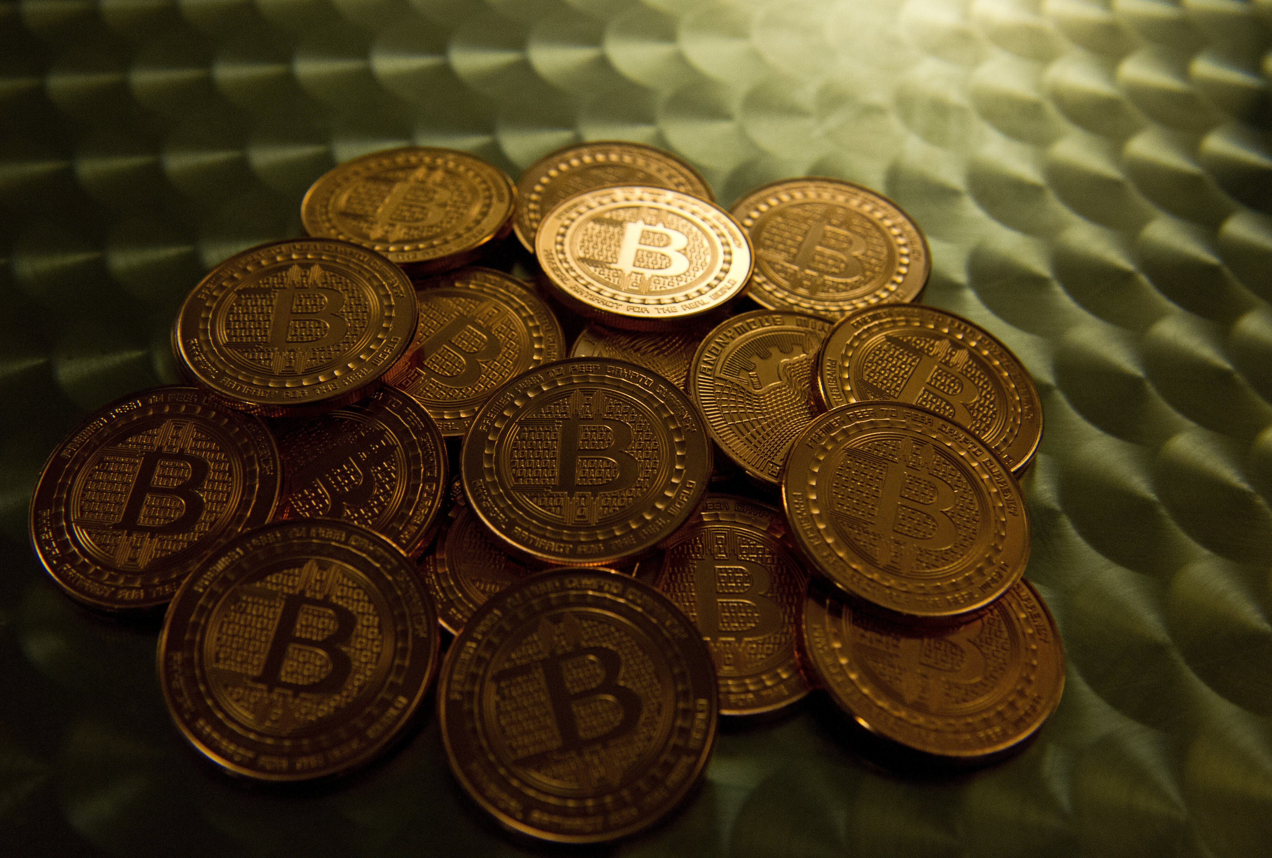 US-IT-FINANCE-BITCOIN