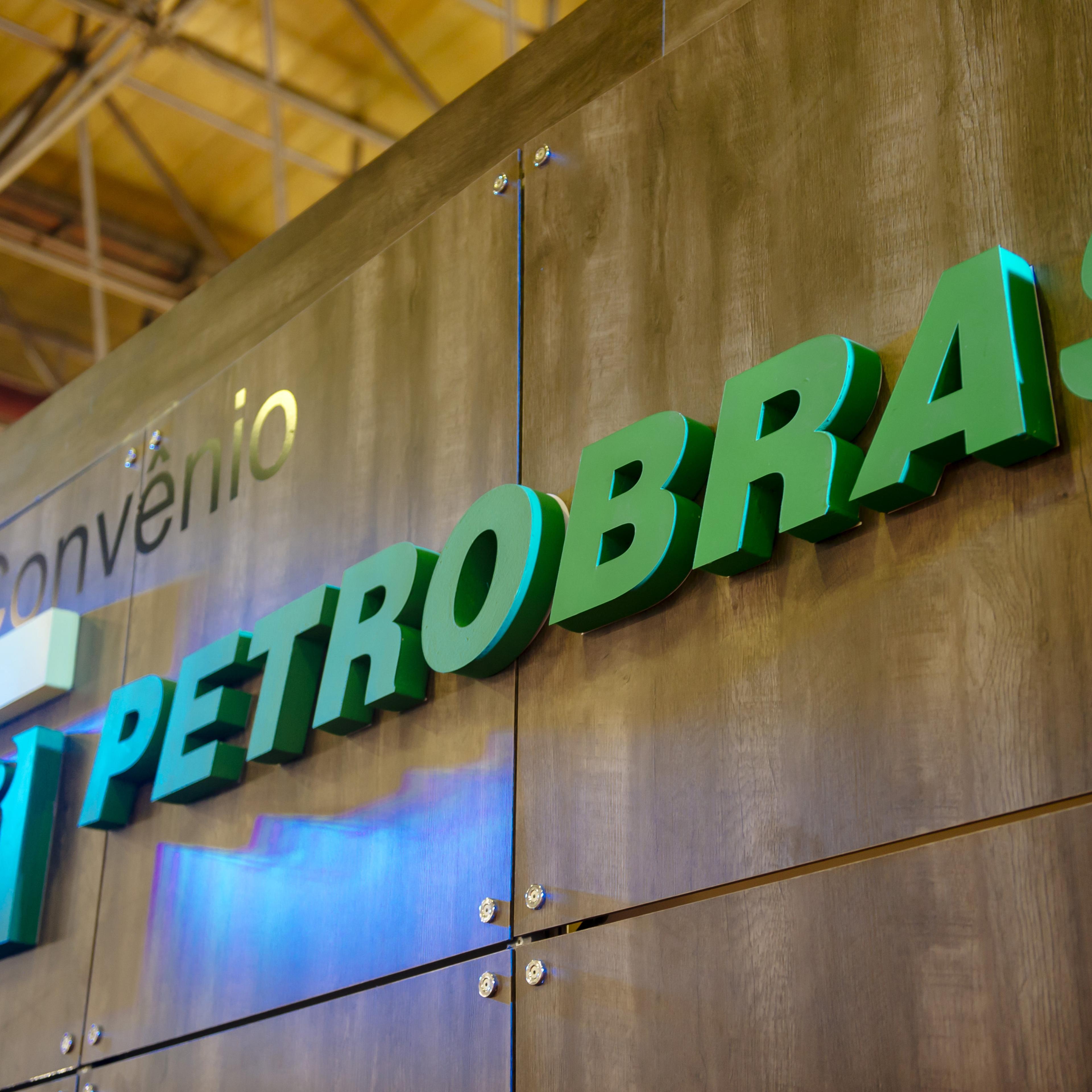 Drilling Companies At Rio Oil And Gas 2014 Expo
