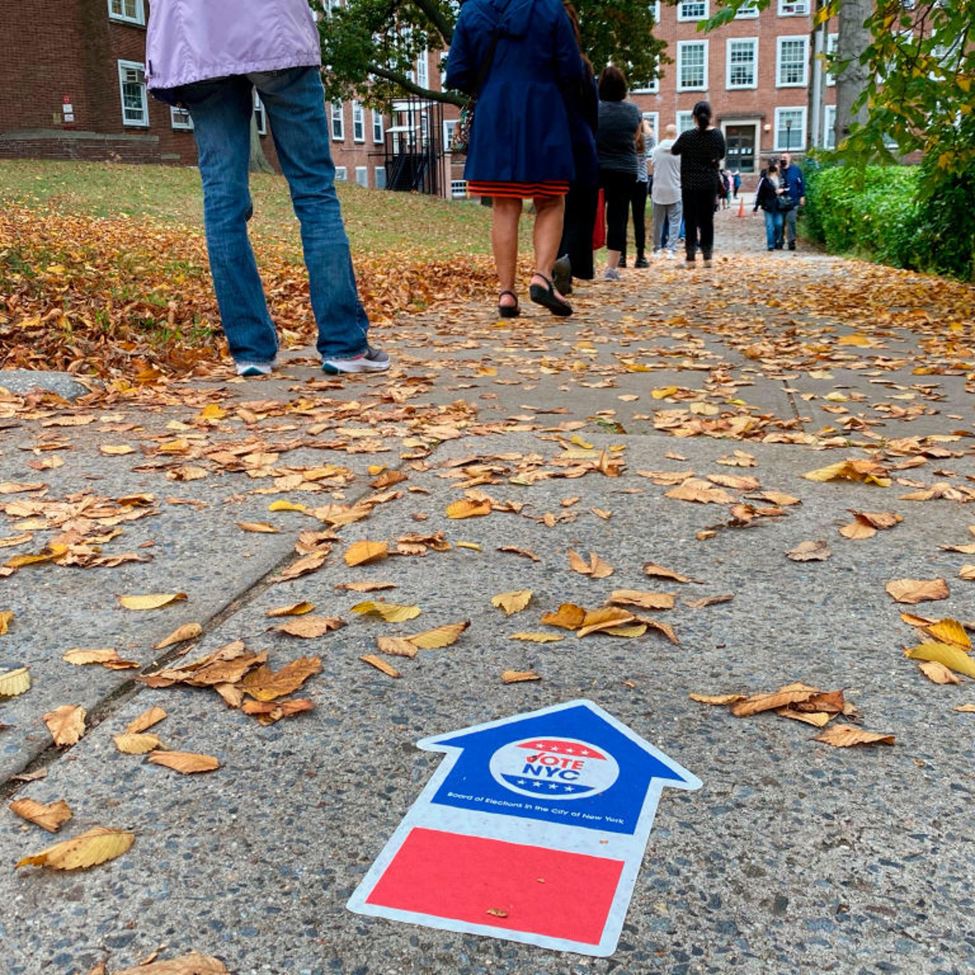 Early Voting with people waiting for hours, Queens, New York