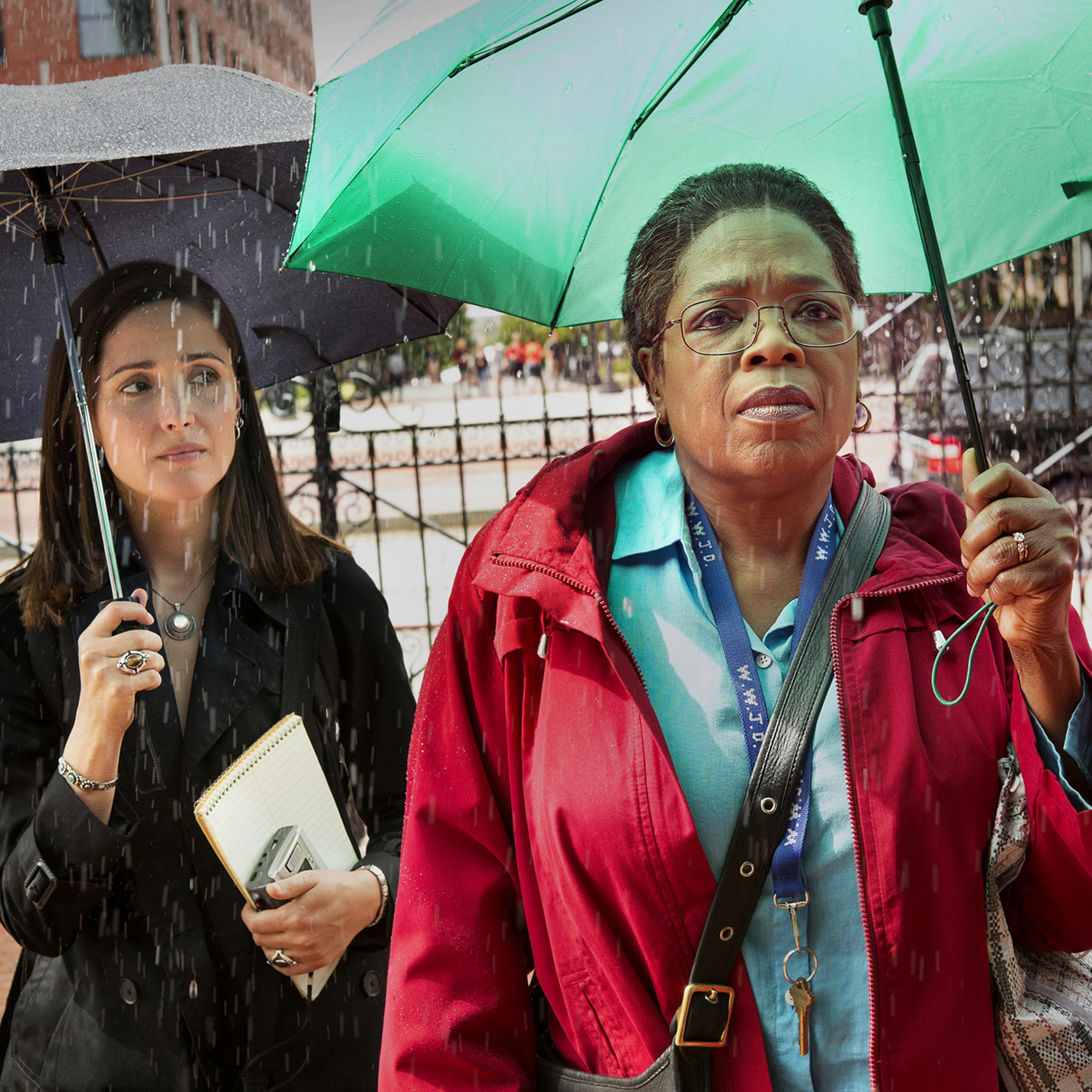 Rose Byrne and Oprah Winfrey in The Immortal Life of Henrietta Lacks.