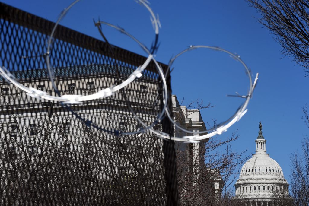 US-POLICE-UNREST-CAPITOL-EXTREMISM