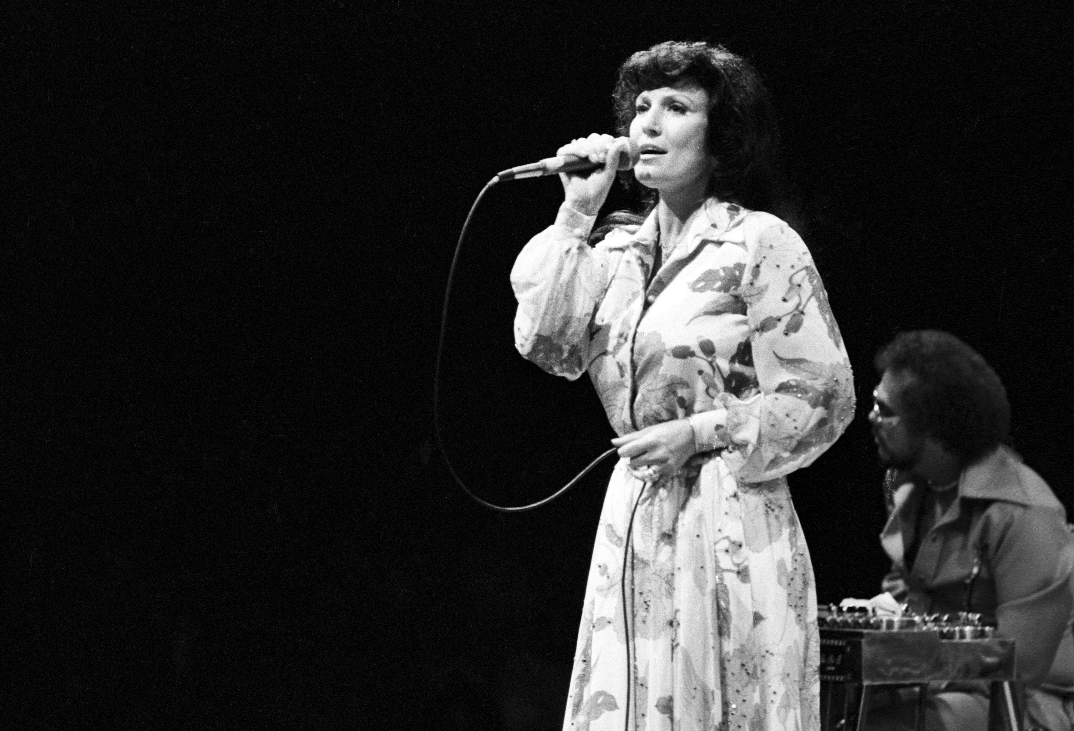 Country Radio Still Won't Play Loretta Lynn's 'The Pill'
