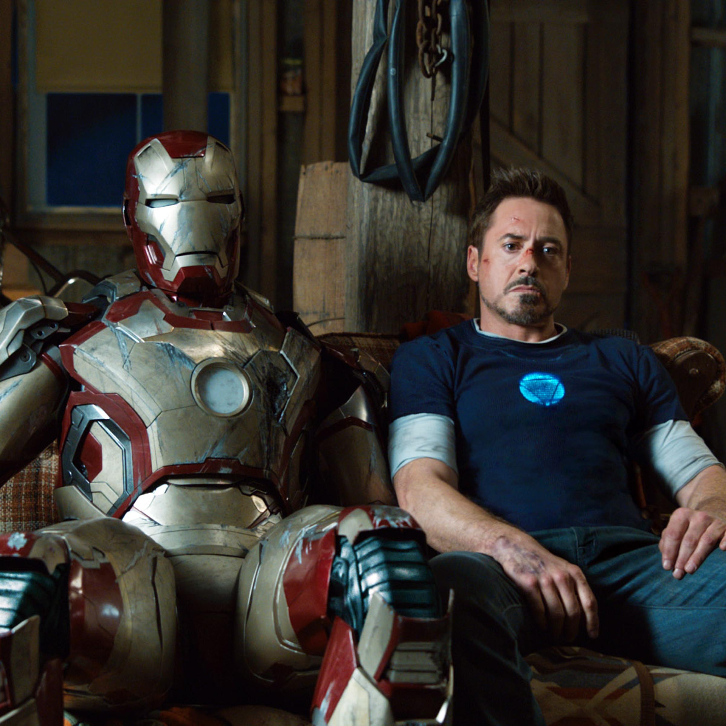 IRON MAN 3, Robert Downey Jr. as Iron Man, 2013. ph: Zade Rosenthal/©Walt Disney Pictures/courtesy E