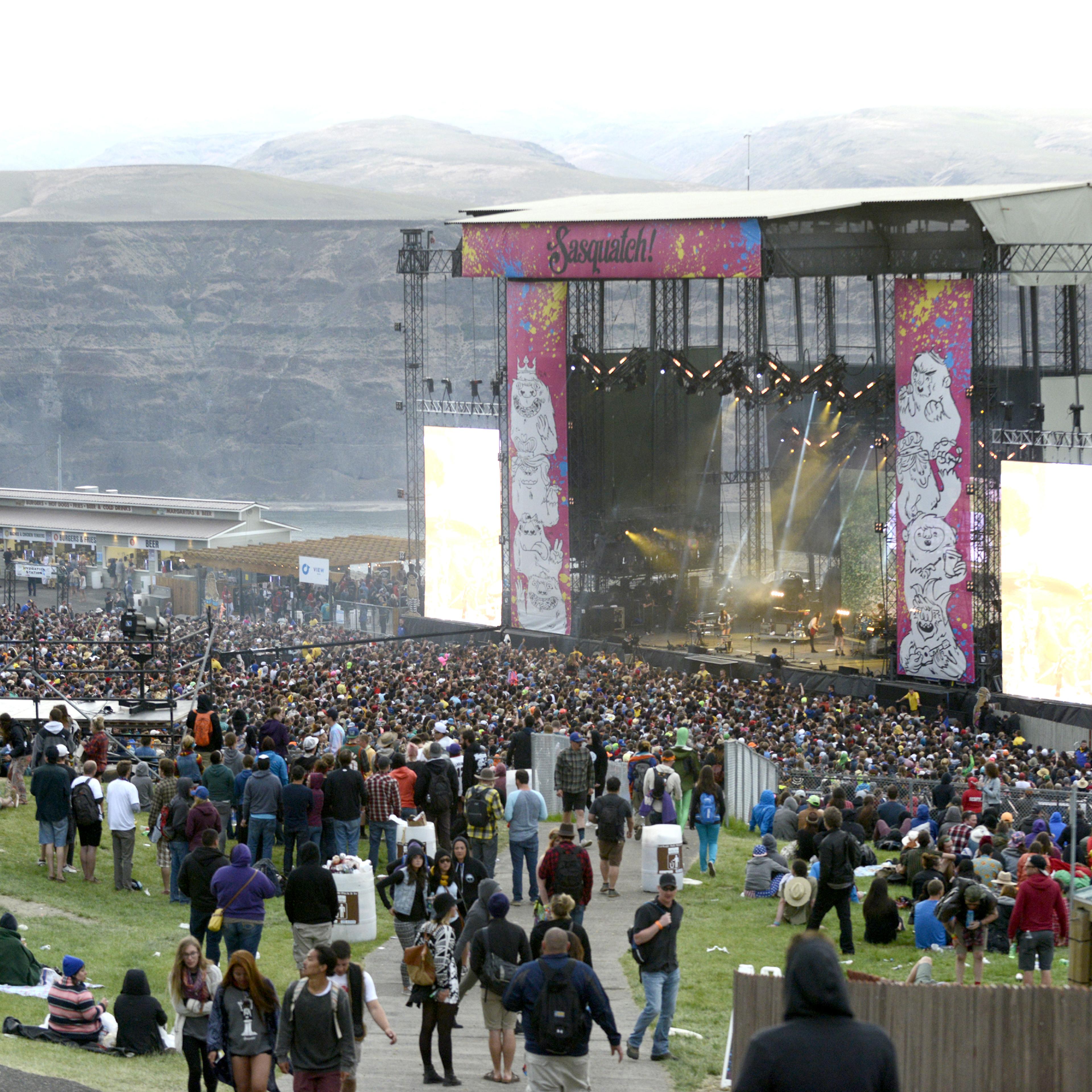 The crowd as HAIM performs during the Saquatch! Music Festival at the Gorge Amphitheater on May 25, 2014 in George, Washington