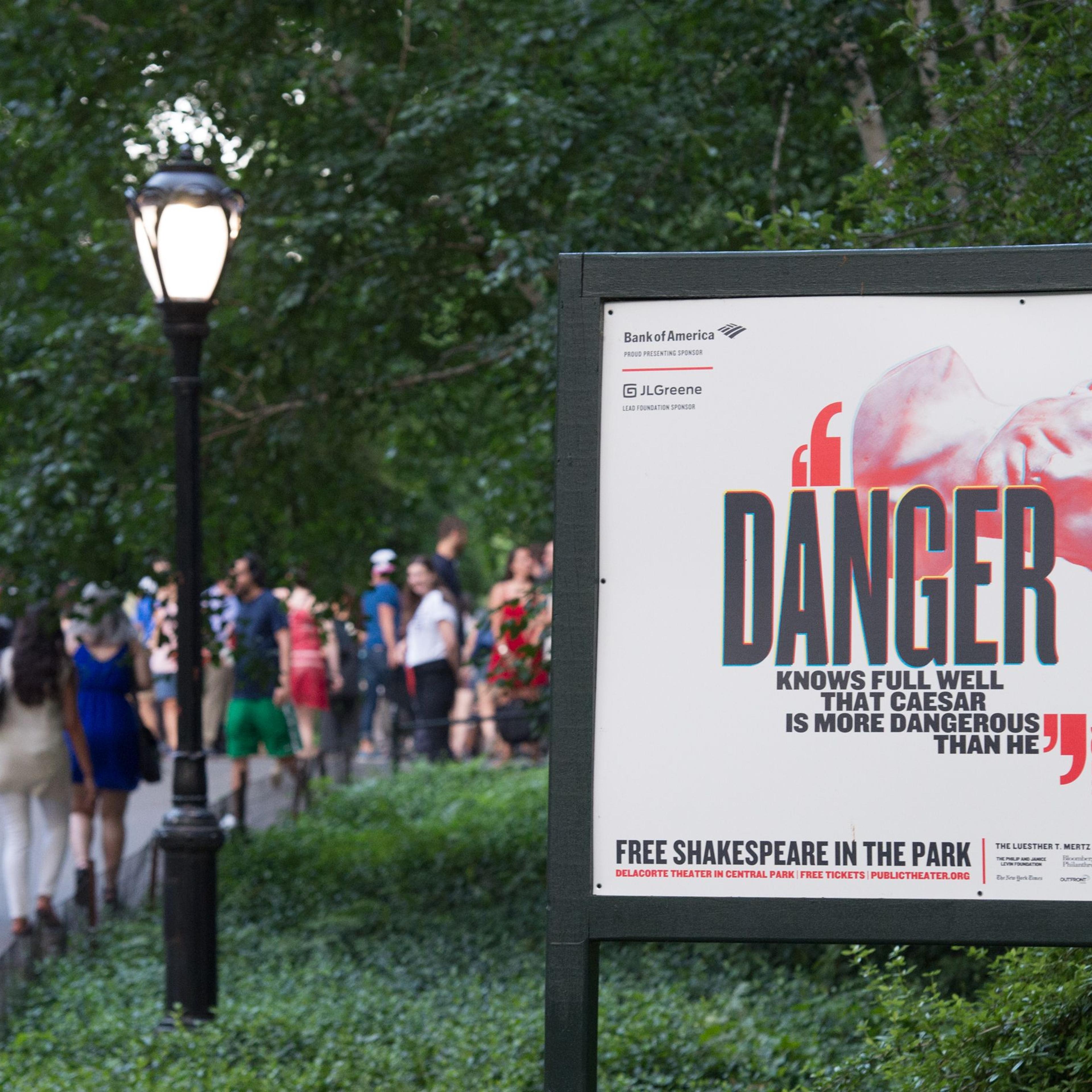ENTERTAINMENT-US-THEATRE-POLITICS-SHAKESPEARE