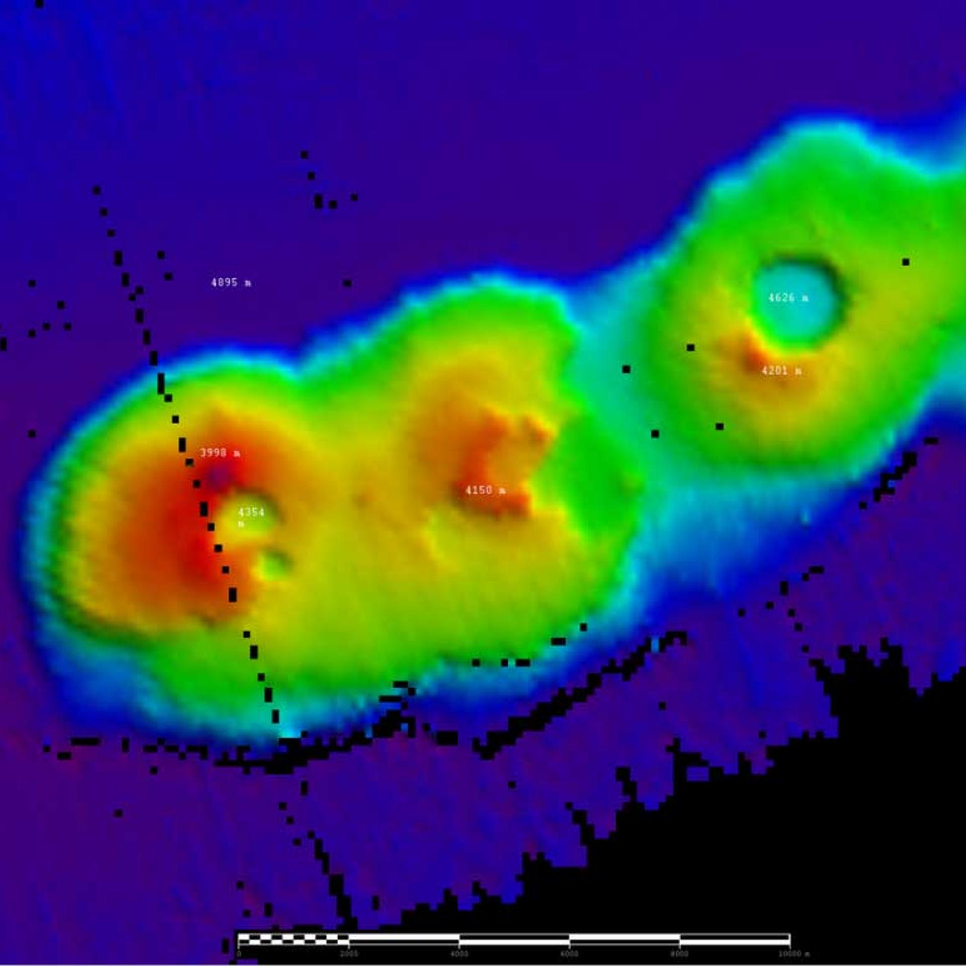 newly discovered volcanic peaks