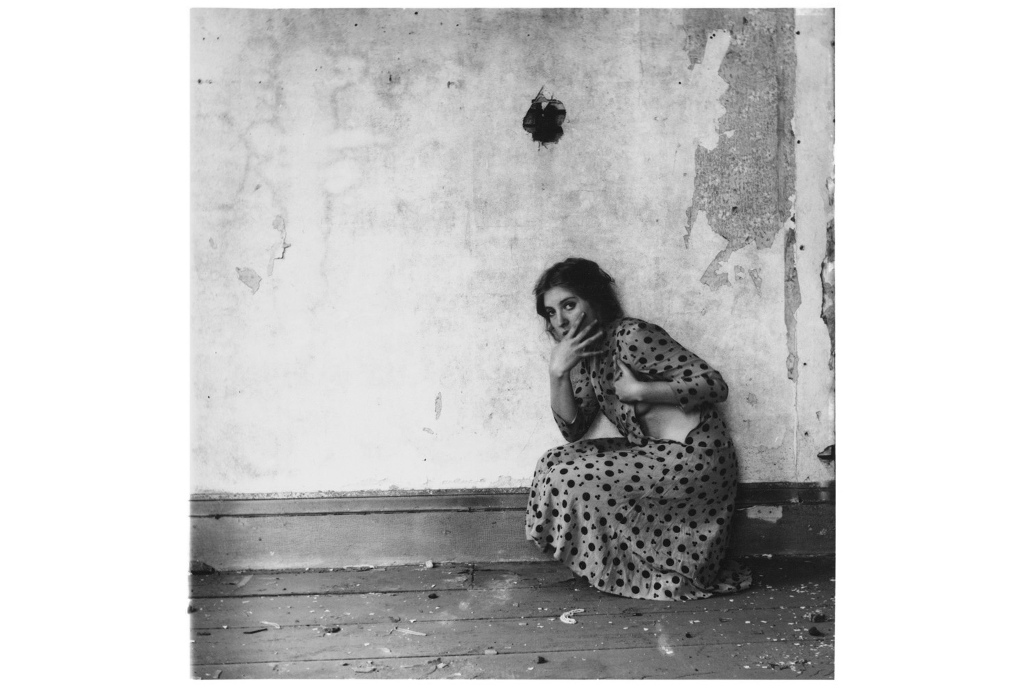 アート・デザイン・音楽 FRANCESCA WOODMAN Francesca Woodman Retrospective Opens at San Francisco Museum of Art