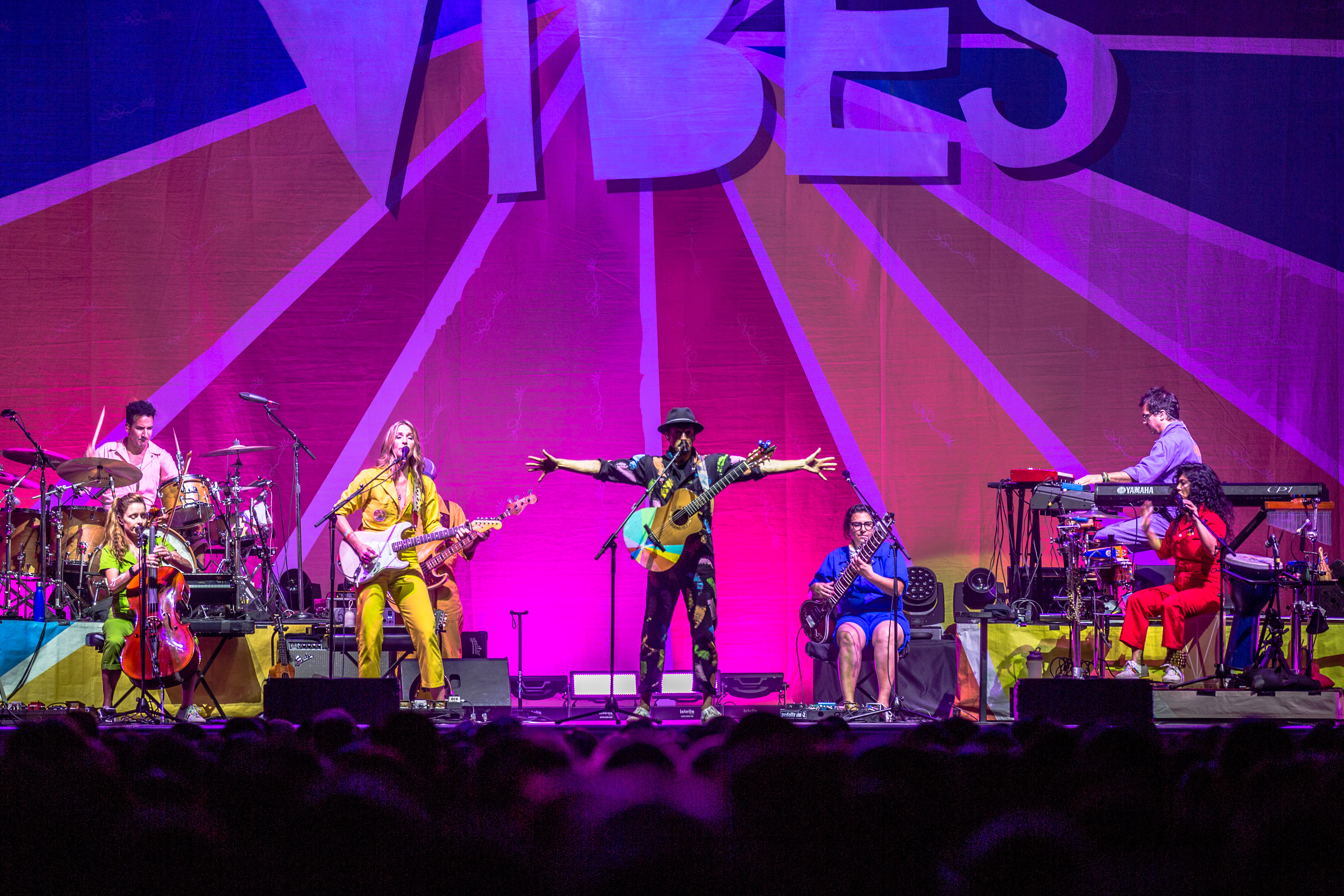 American singer-songwriter Jason Mraz performs at the 'Good Vibes' tour with his band Raining Jane in Hong Kong on May 17, 2019.