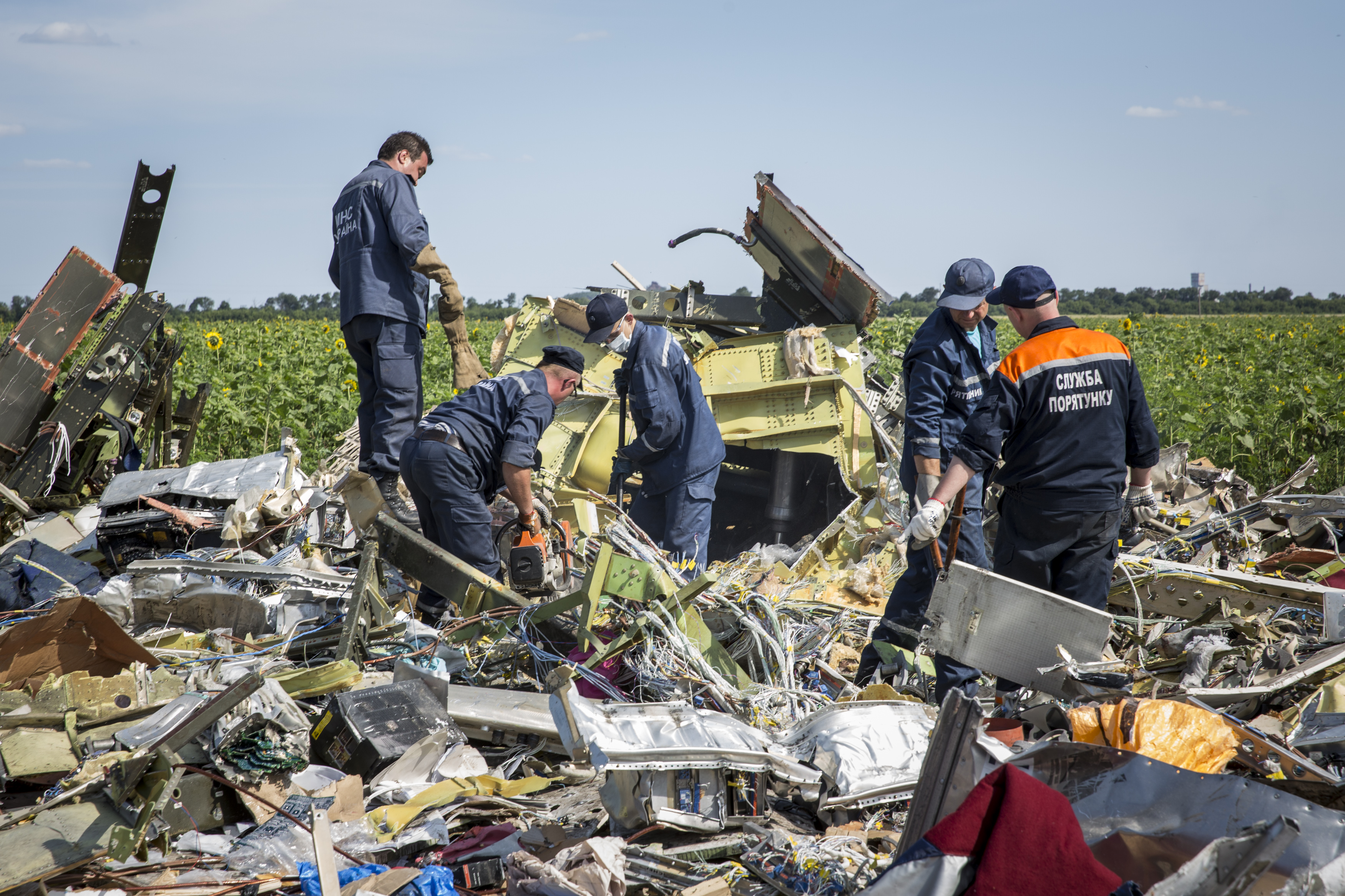 MH17 Rebels Moving Bodies Evidence