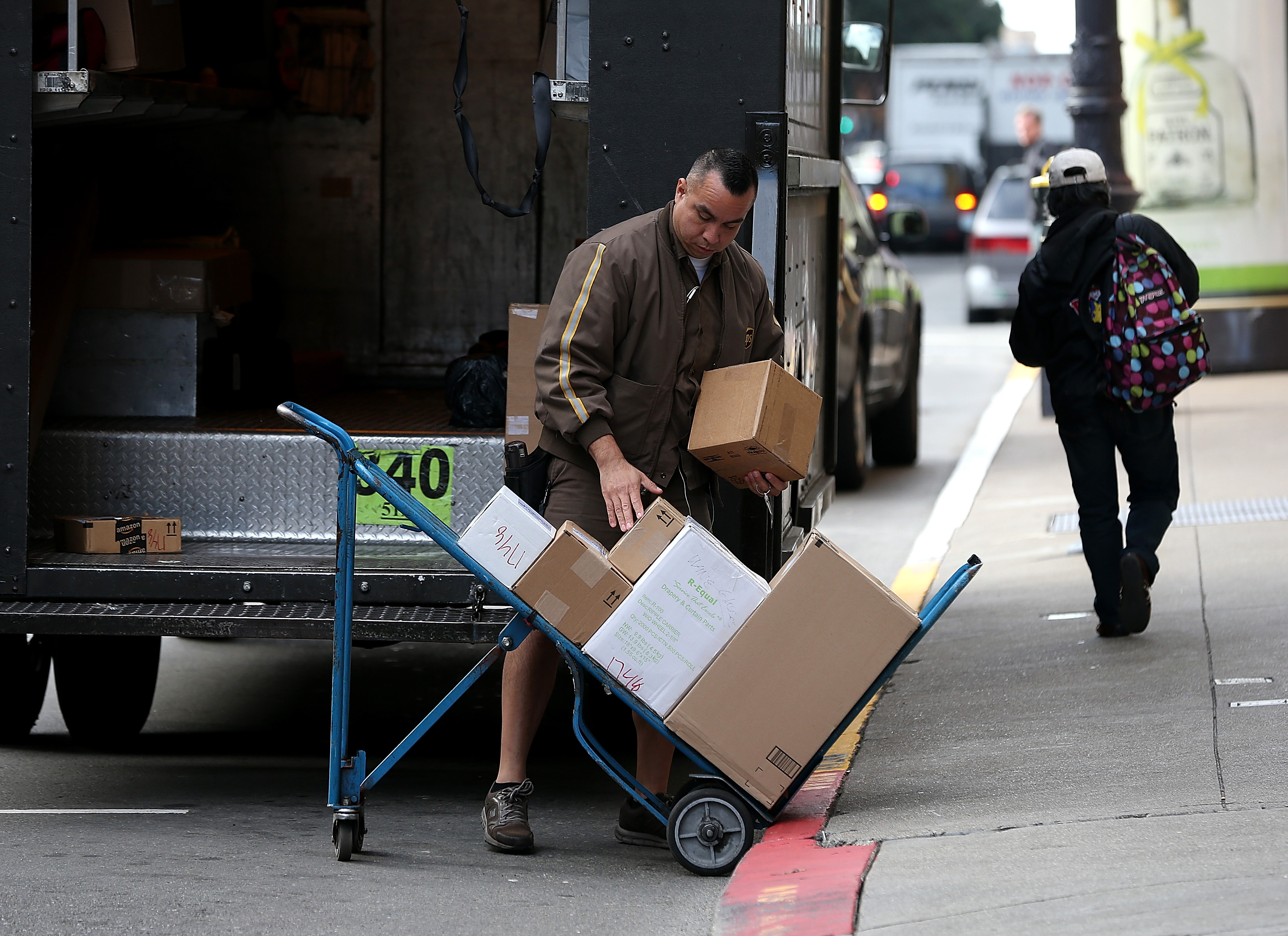 UPS Delays Hold Up Christmas Packages