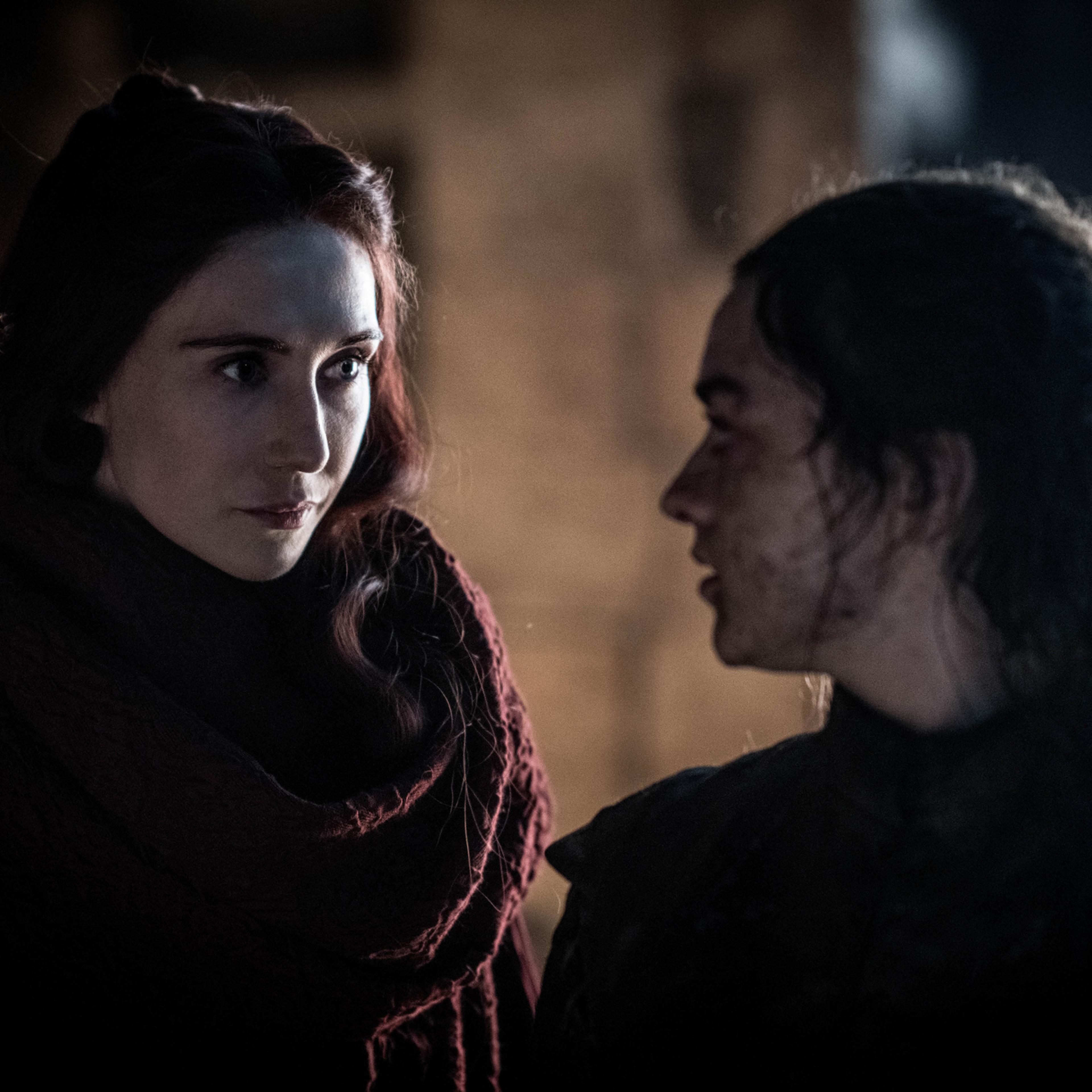Melisandre and Arya in Game of Thrones