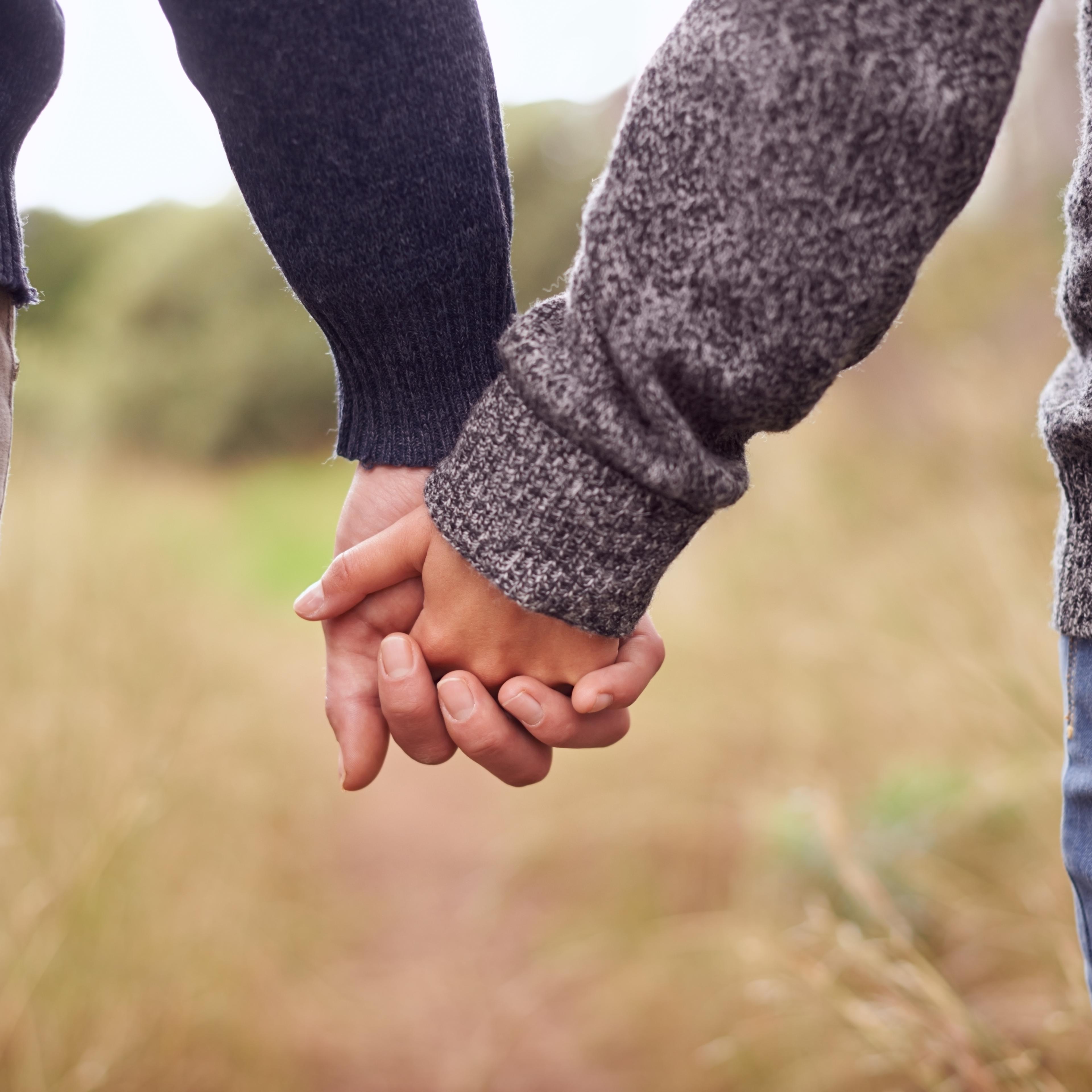 love-holding-hands