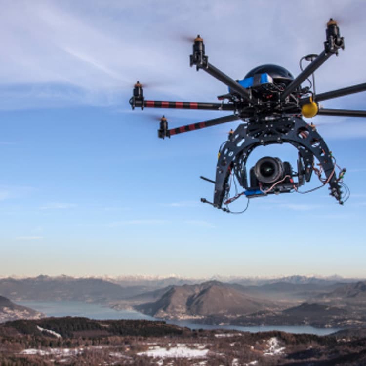 flying-drone-with-camera