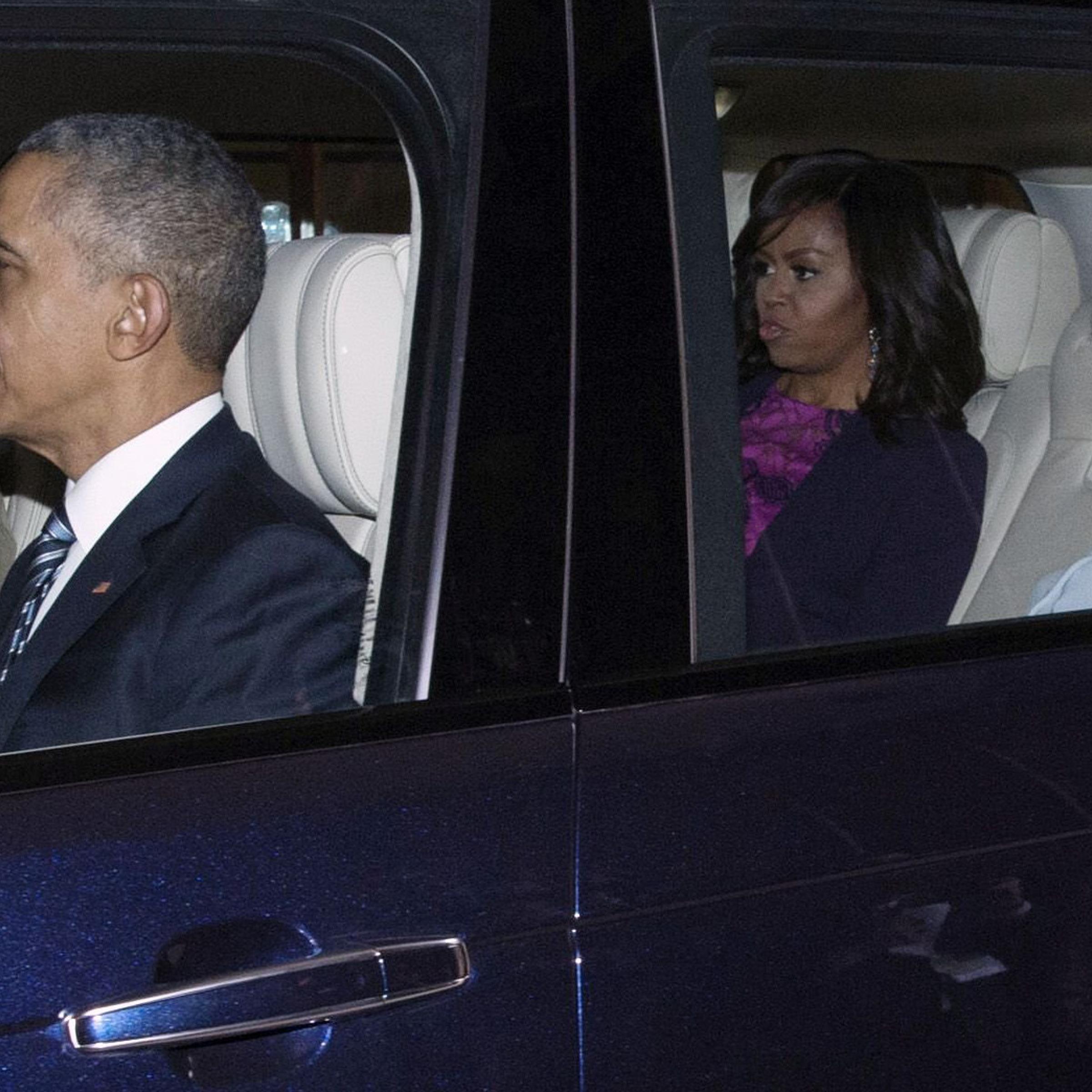 barack-michelle-obama-queen-carpool