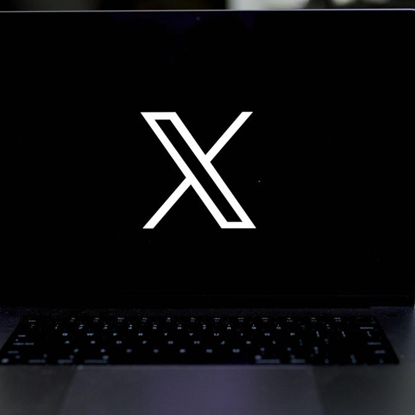 Musk Declares Fan-Submitted 'X' New Twitter Logo In Abrupt Shift