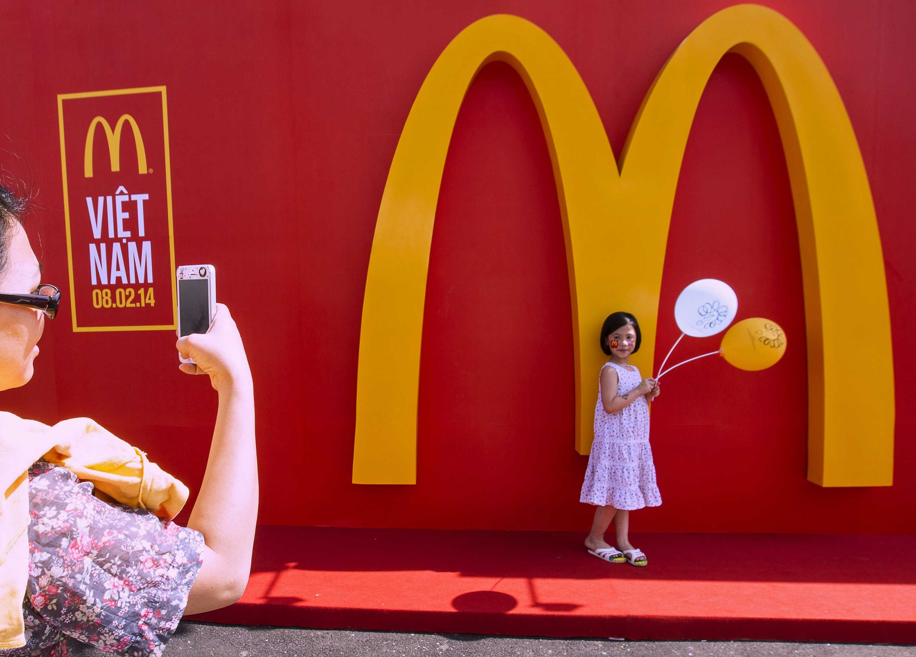 VIETNAM-US-FOODS-COMPANY-MCDONALDS