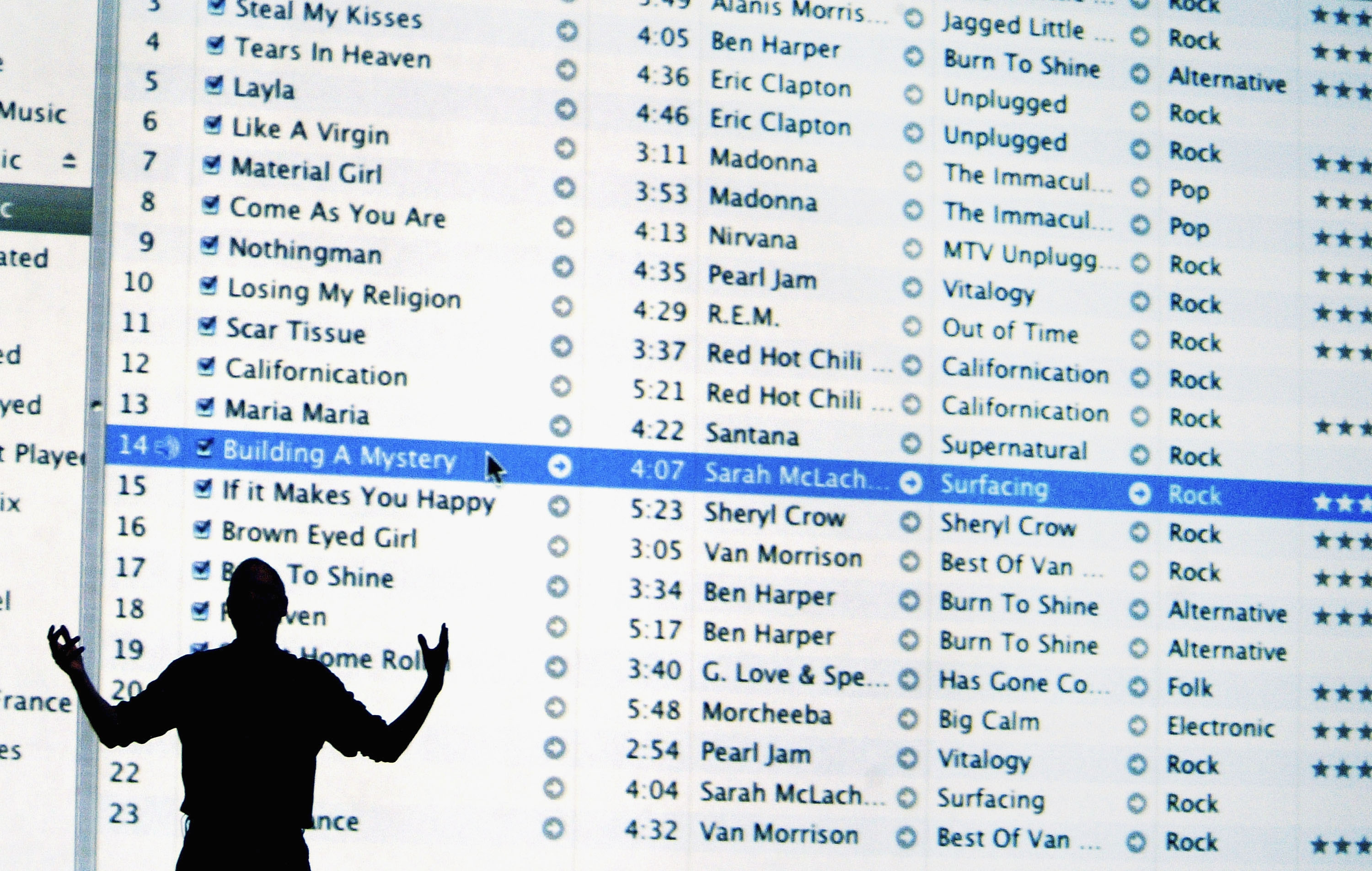 Apple Launch iTunes Music Store In London