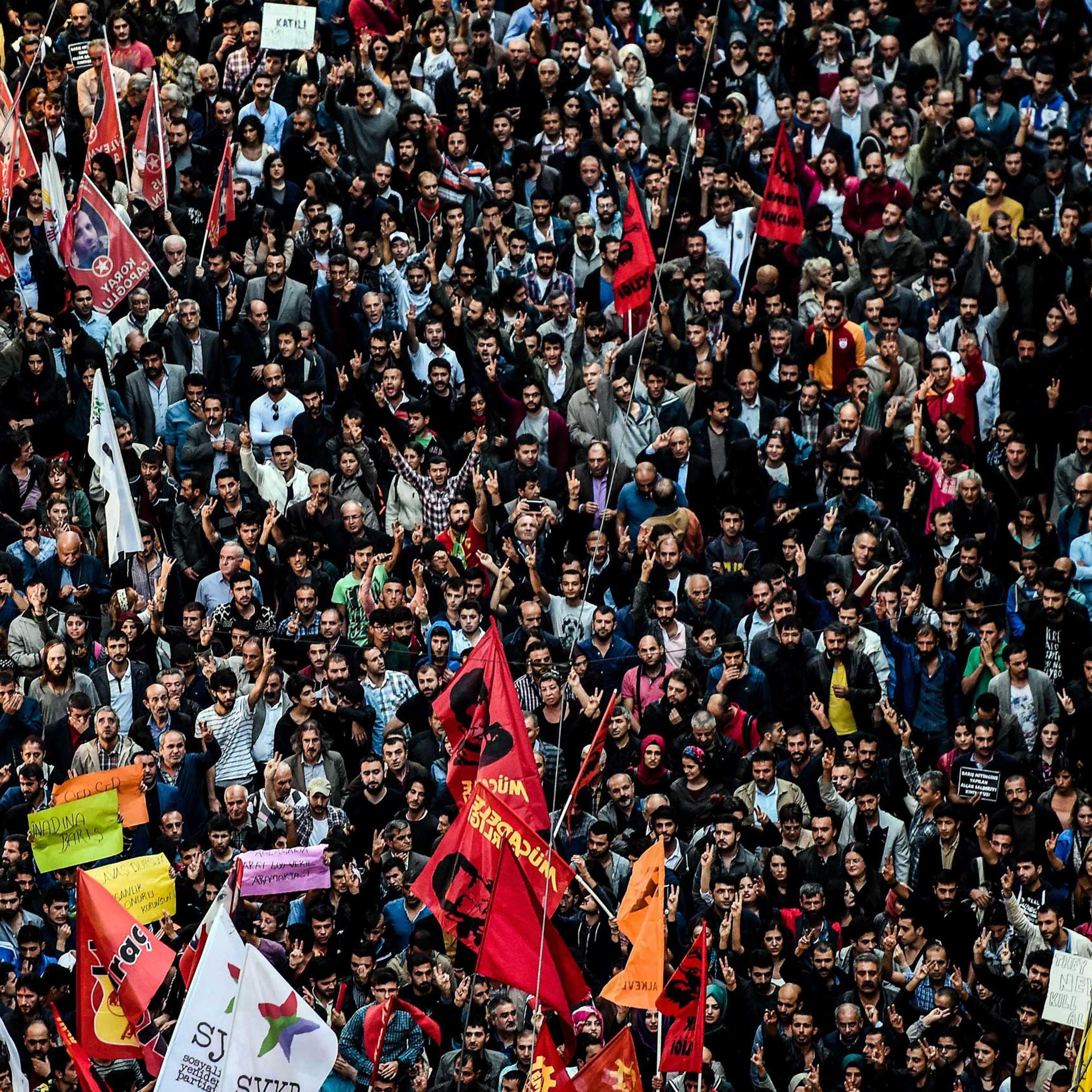 TOPSHOTS-TURKEY-POLITICS-ATTACKS-BLAST-DEMO