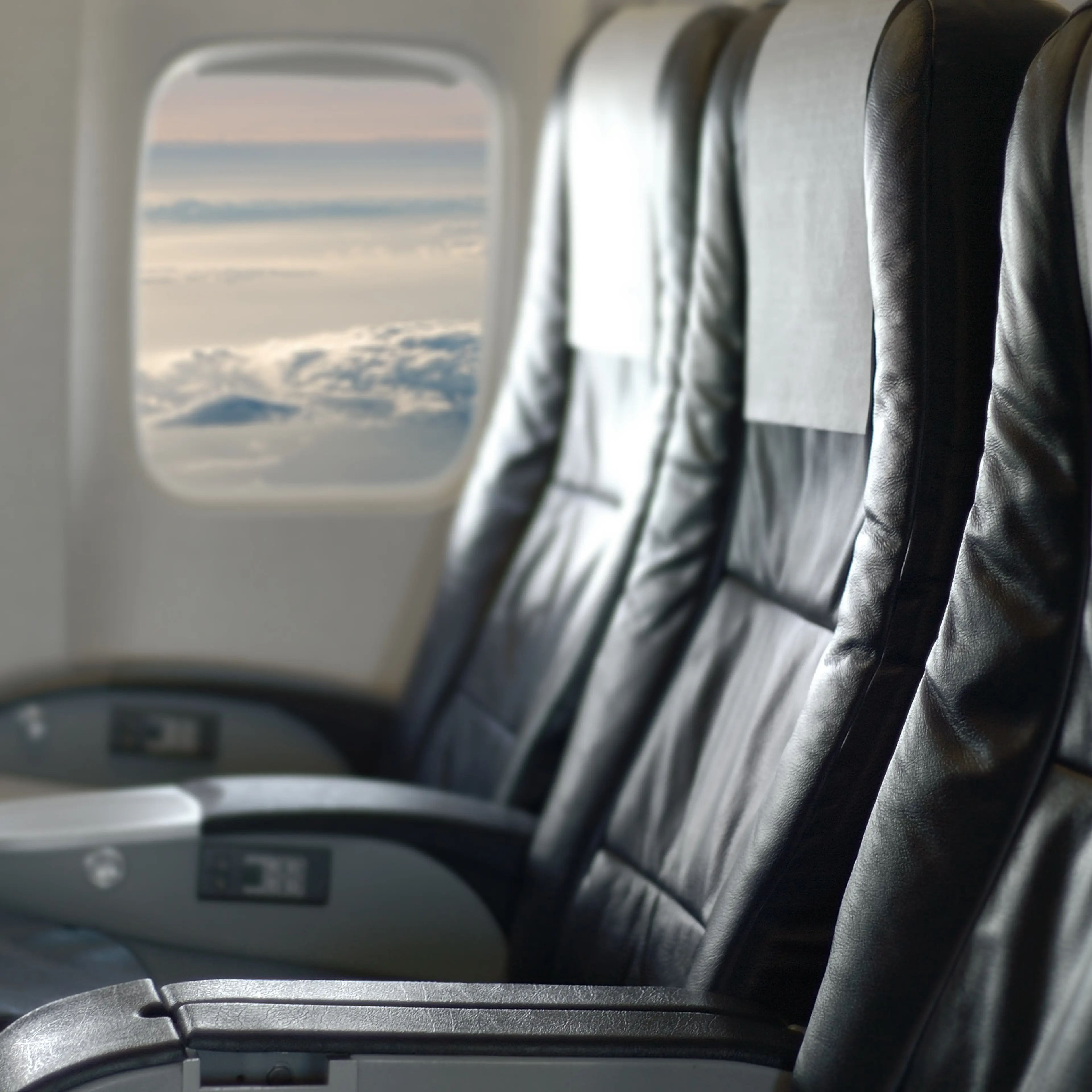 dirtiest places on airplane