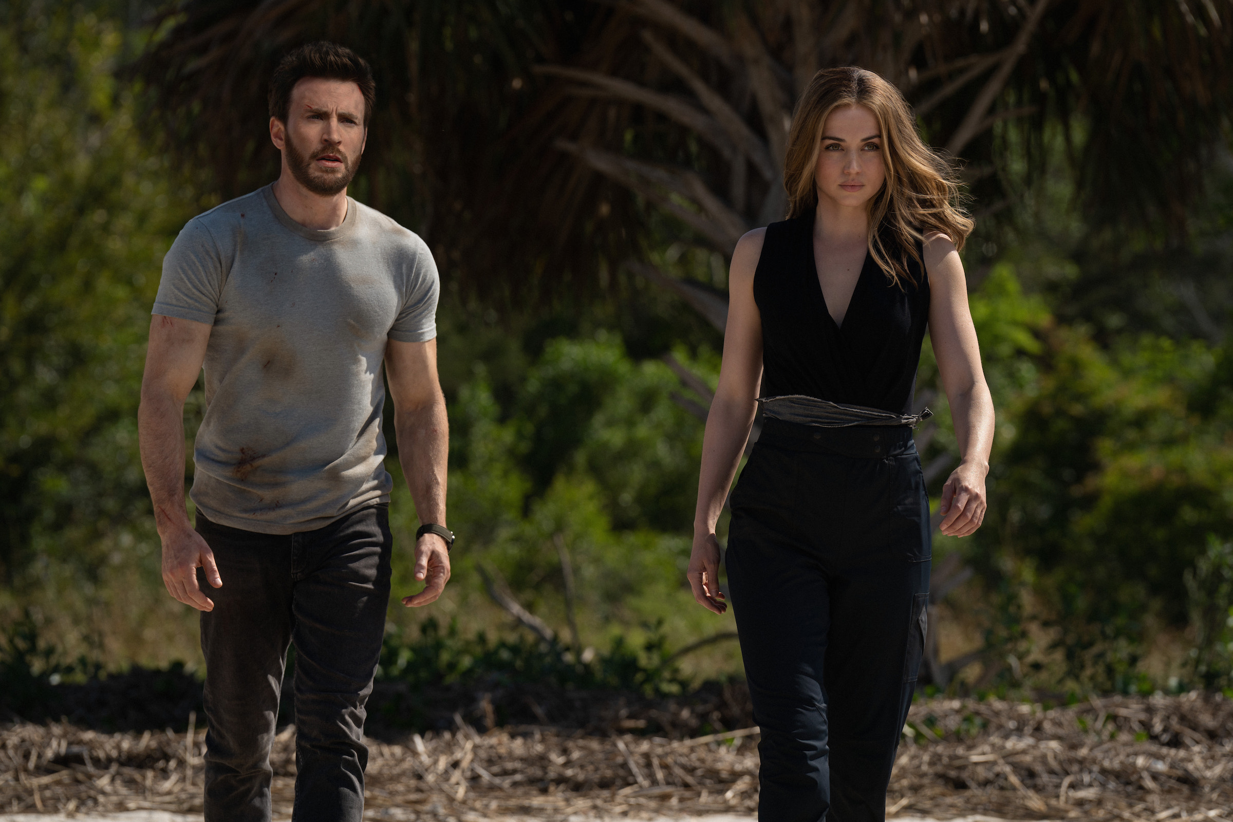 Chris Evans and Ana de Armas in the not half-bad but not great 'Ghosted'