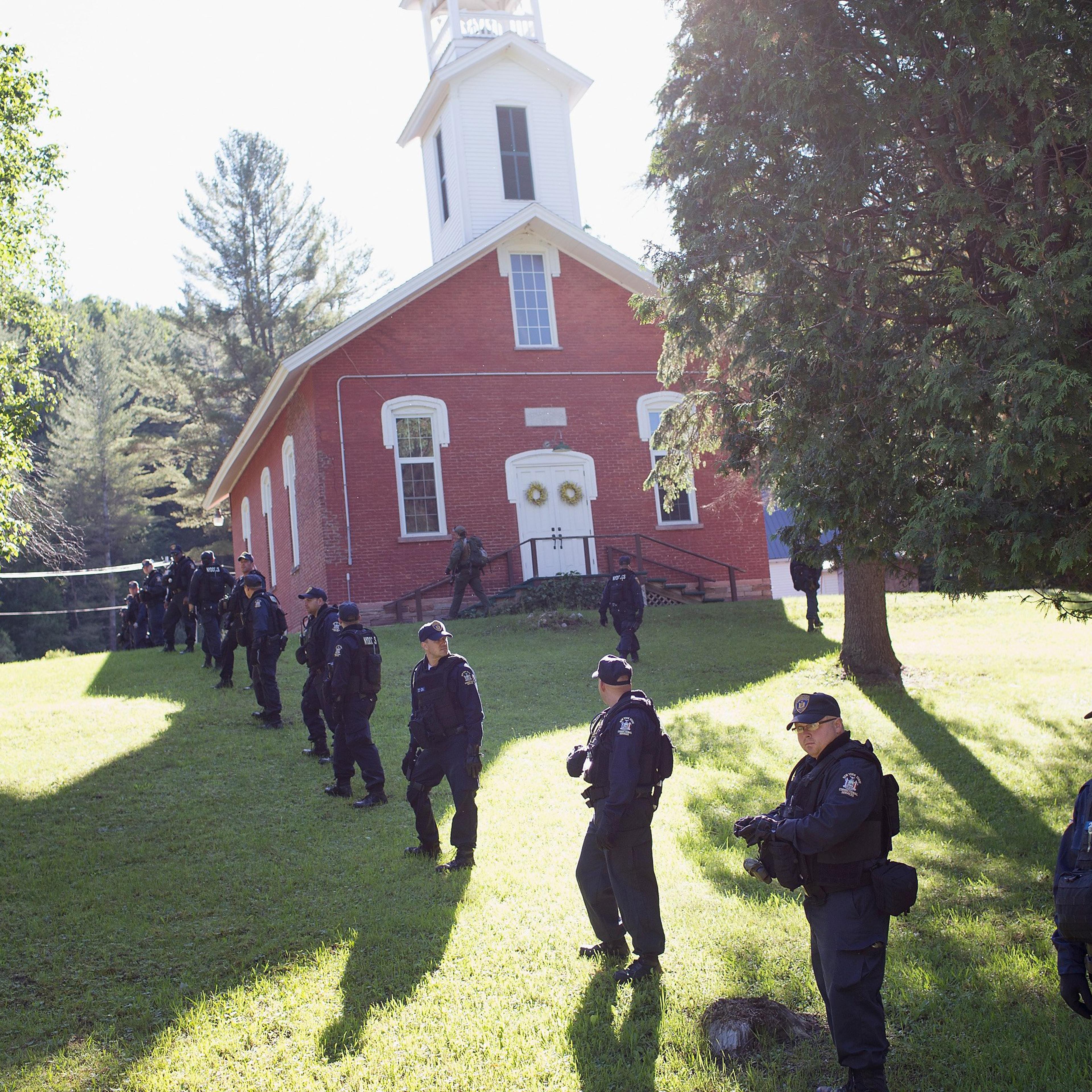 Manhunt NY Escaped Prisoners