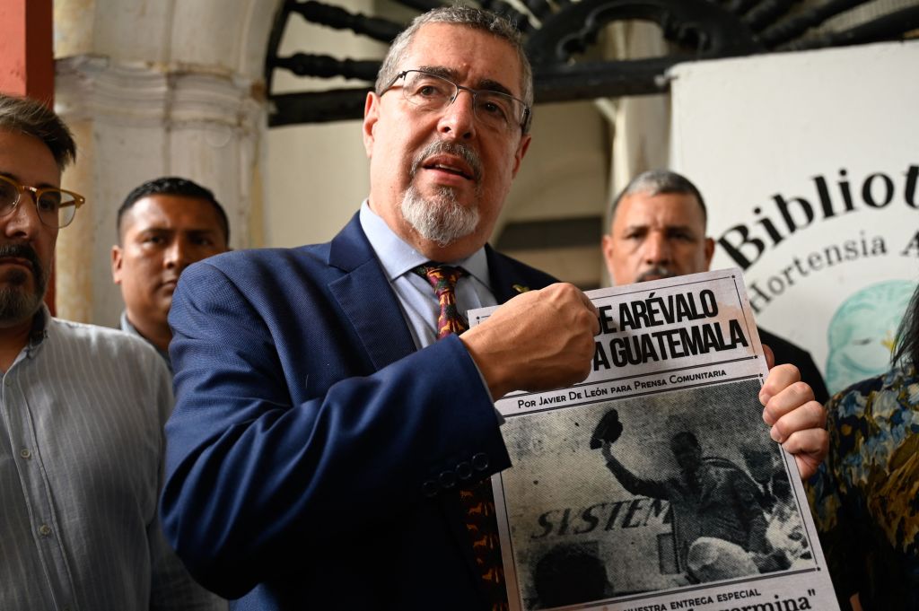 TOPSHOT-GUATEMALA-ELECTION-RUNOFF-CANDIDATE-AREVALO
