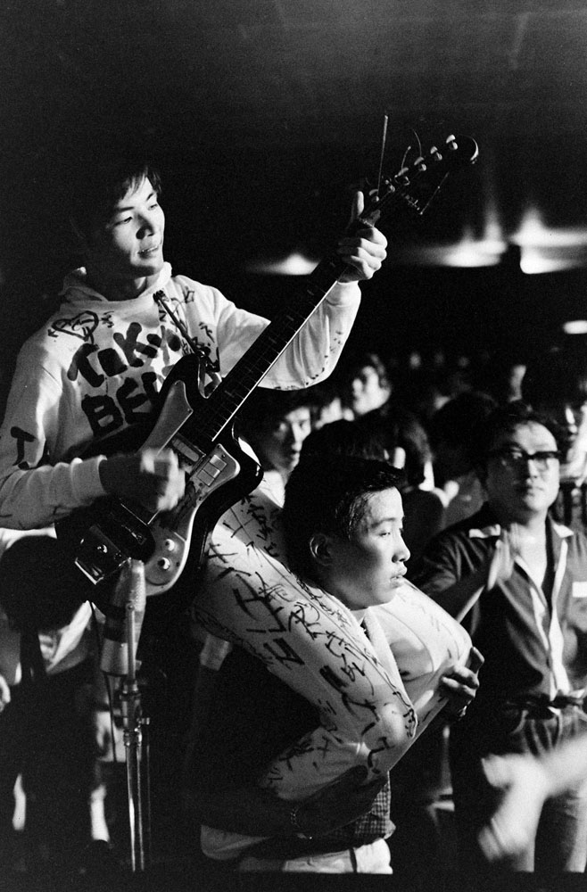 ミュージシャン THE BEATLES FUJIYA Tokyo Beatles: Photos of a Japanese Fab Four Cover Band in 1964