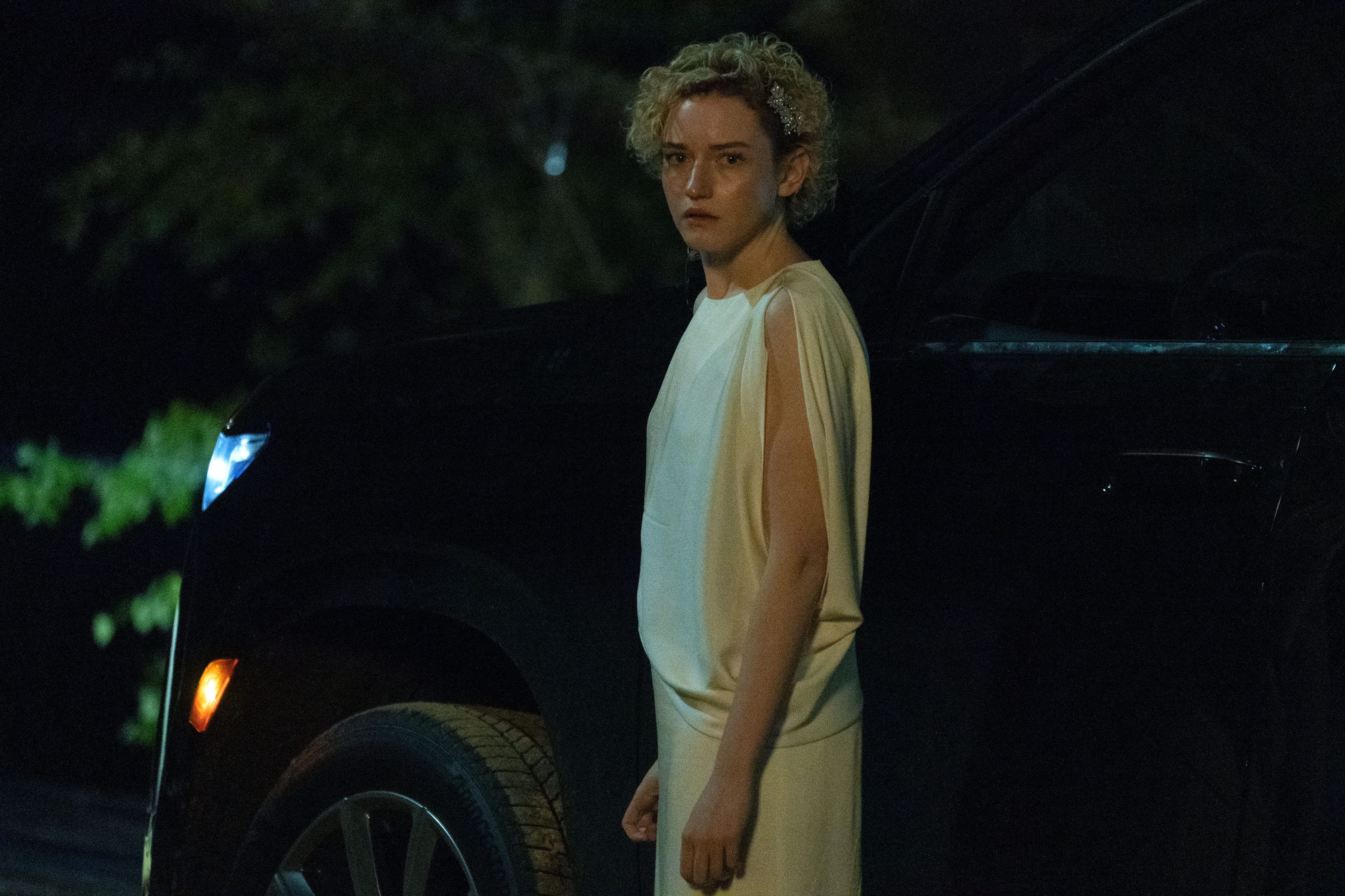 Ozark. Julia Garner as Ruth Langmore in Season 4 Part 2 Episode 7 of Ozark. Cr. Tina Rowden/Netflix © 2022