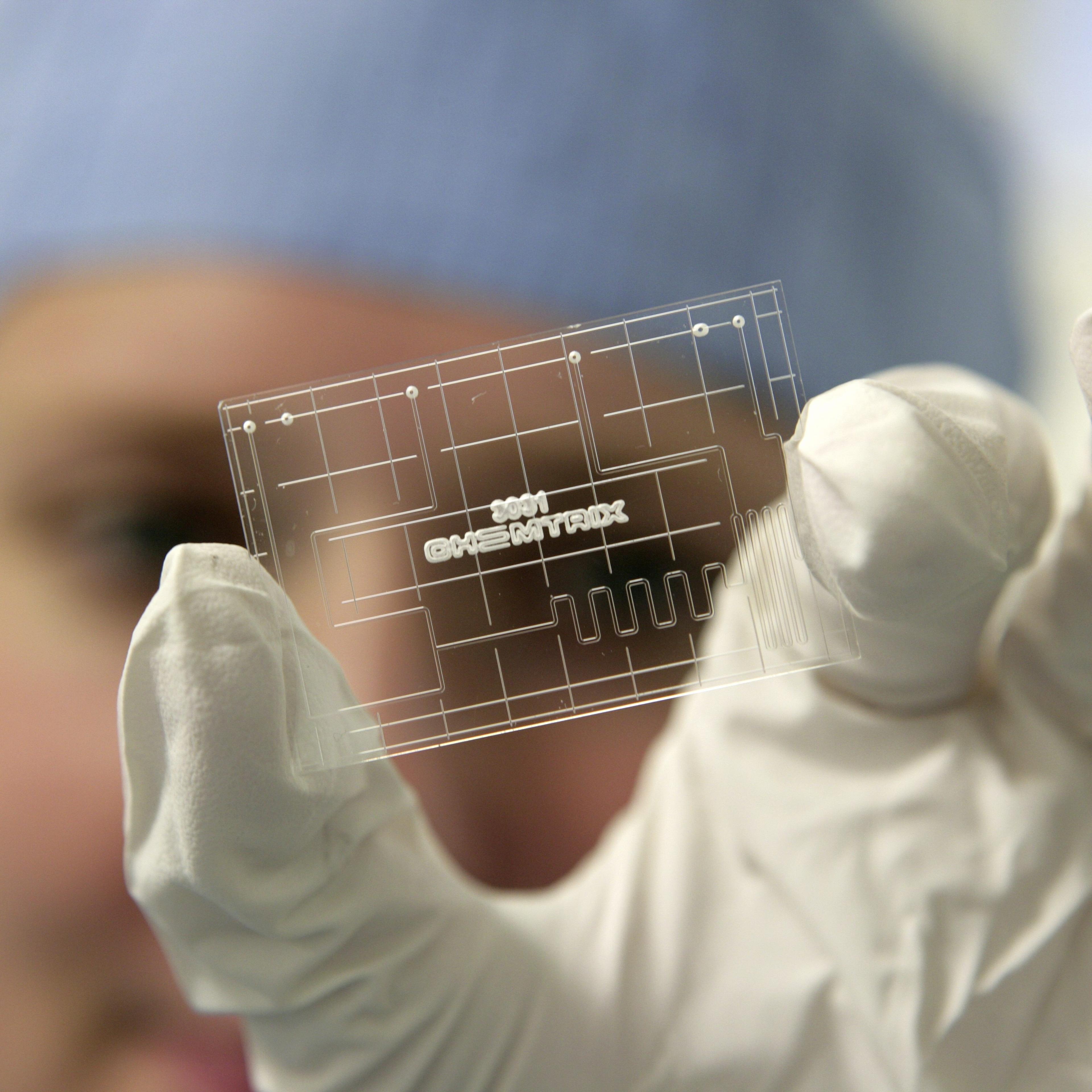 GERMANY, DORTMUND, iX-factory GmbH in the MST:factory Dortmund, Our picture shows a micro reactor from glass of the iX-factory GmbH for cost-efficient and danger-reduced mixing of chemicals in the chemical industry.