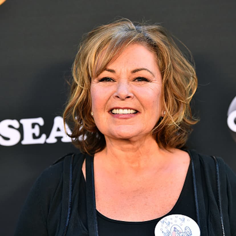 Roseanne Barr attends the premiere of ABC's 'Roseanne'