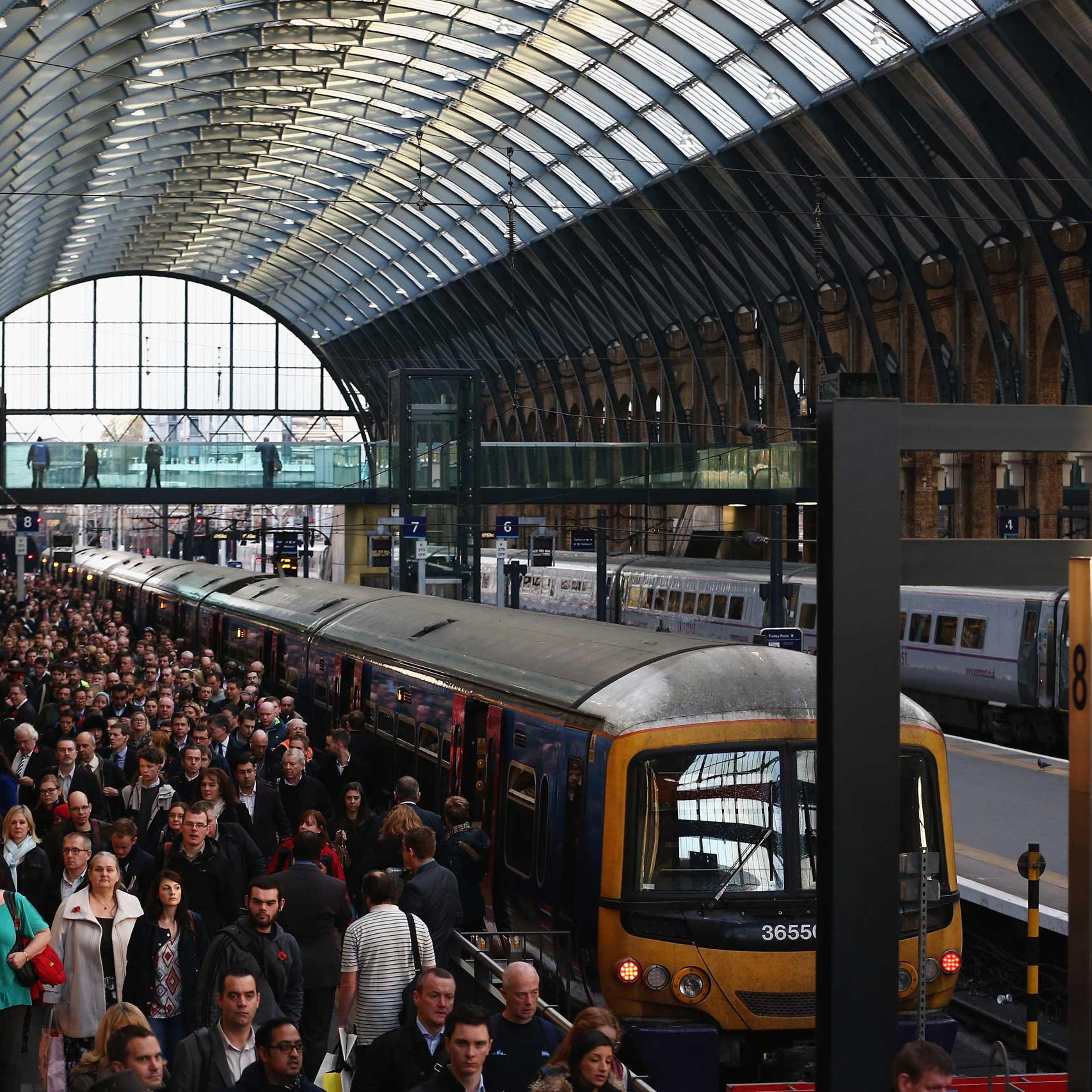 Rush Hour At King's Cross Train Station